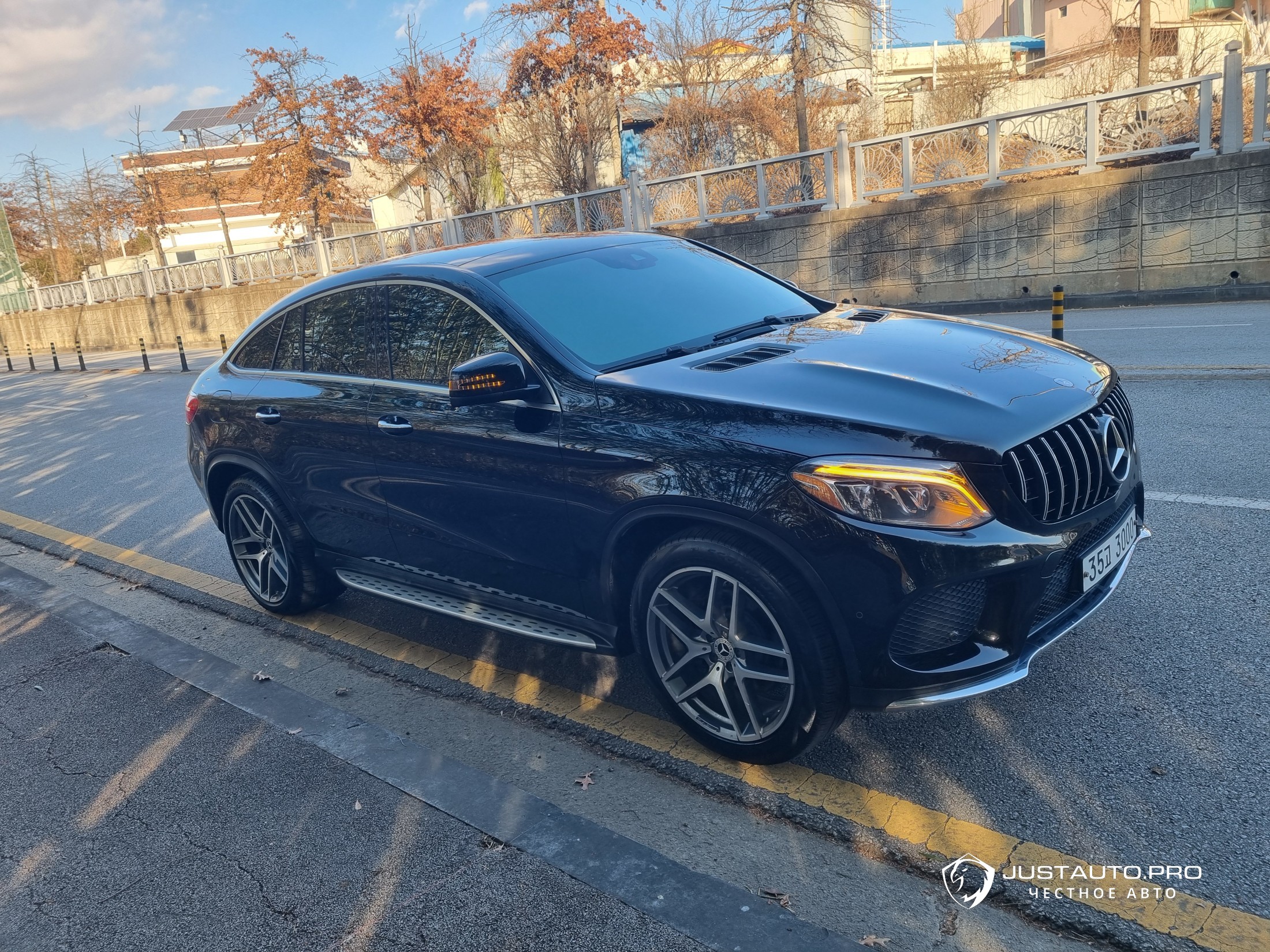 Автомобиль Mercedes-Benz GLE-Class