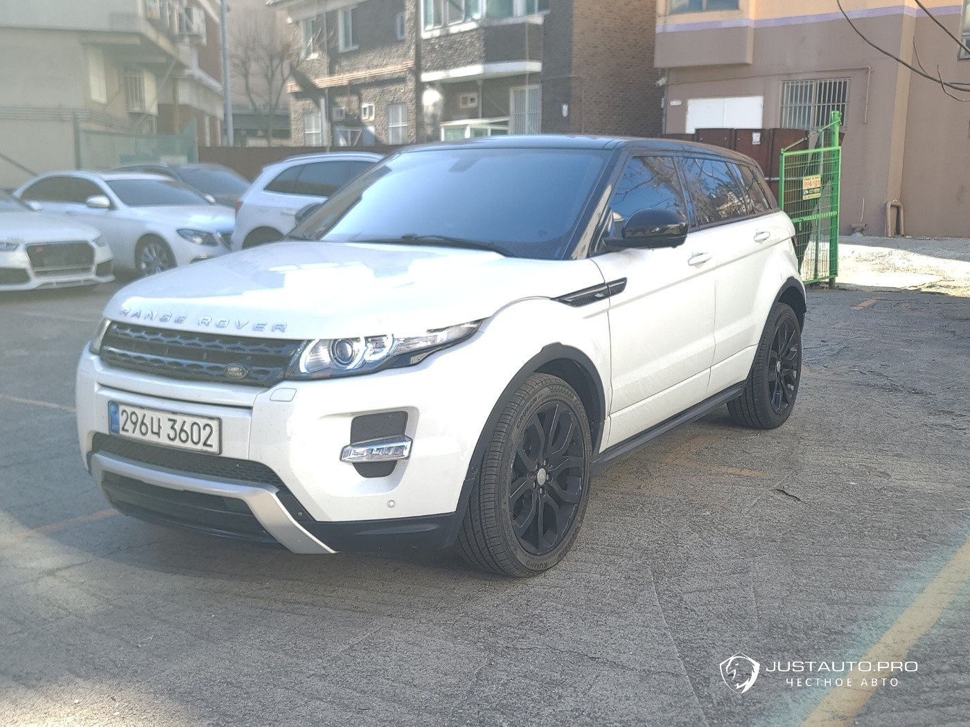 Автомобиль Land Rover Range Rover Evoque