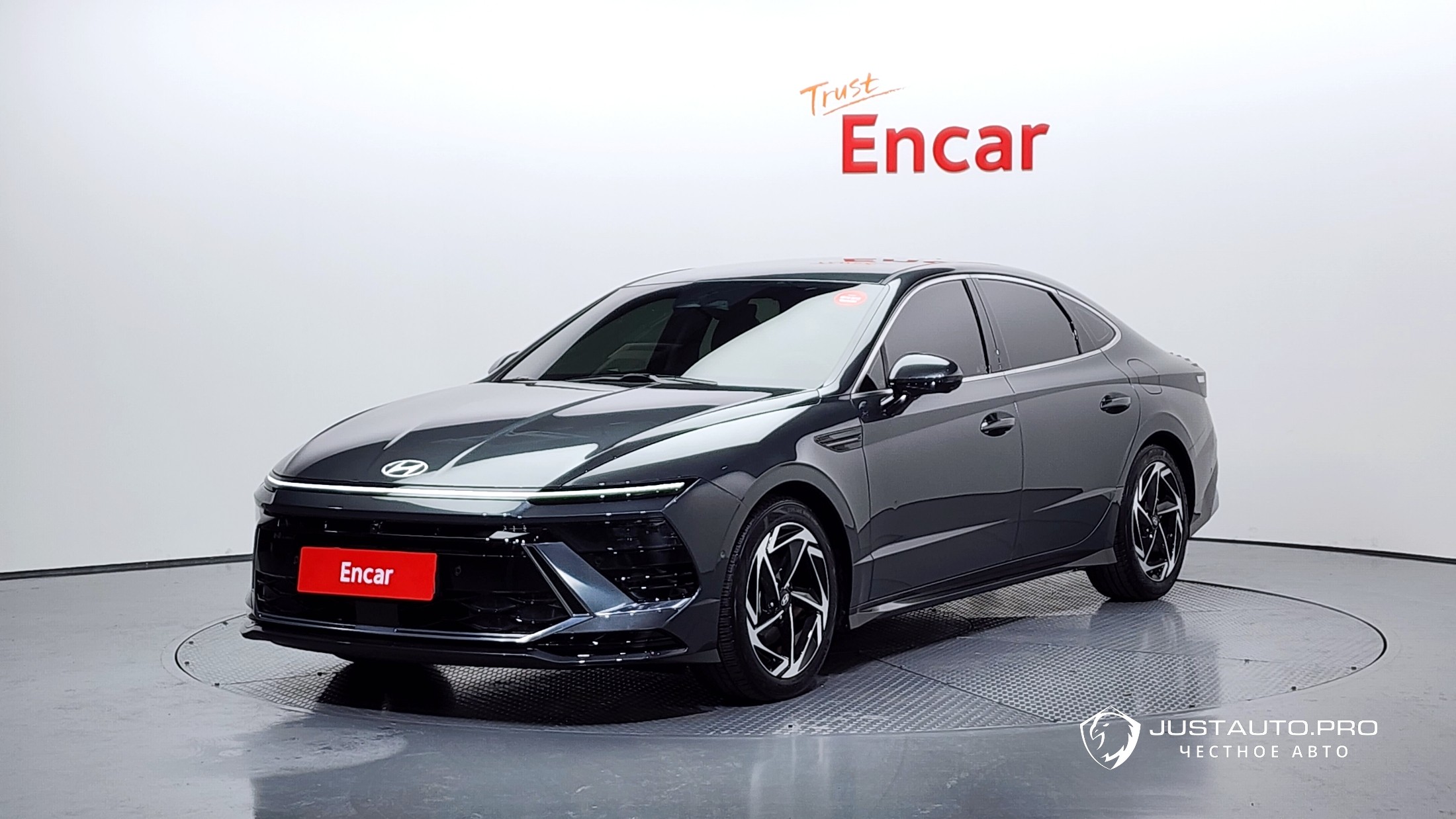 Автомобиль Hyundai Sonata