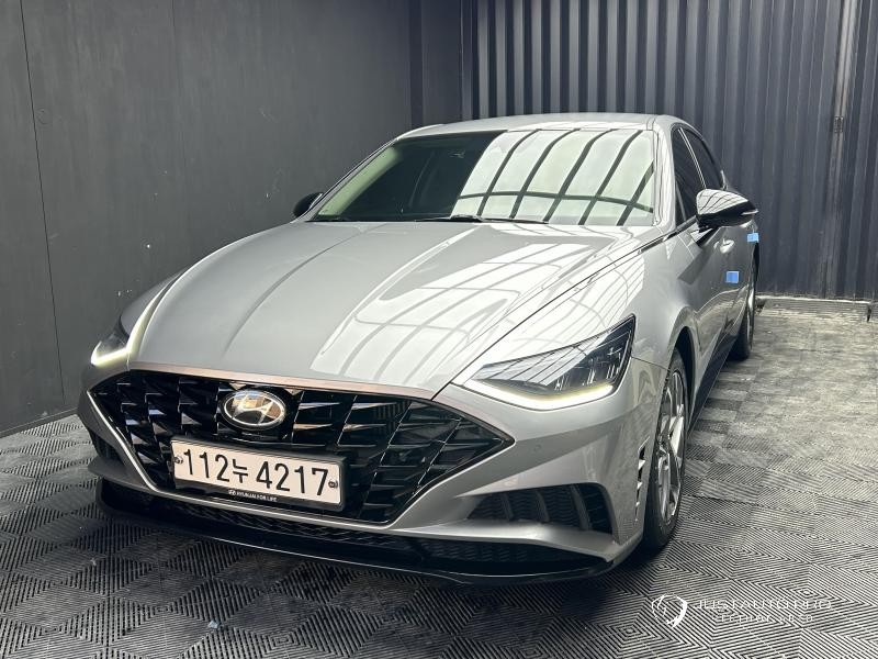 Автомобиль Hyundai Sonata