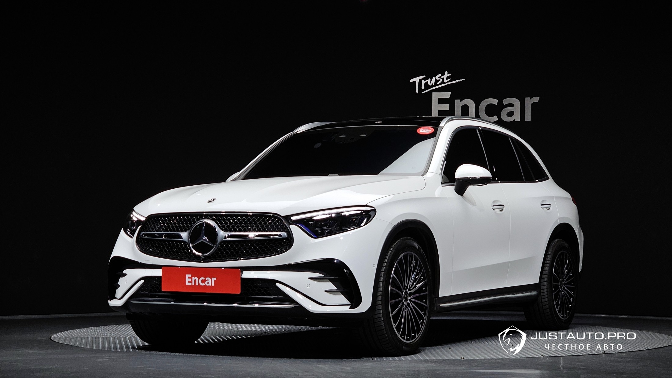 Автомобиль Mercedes-Benz GLC-Class