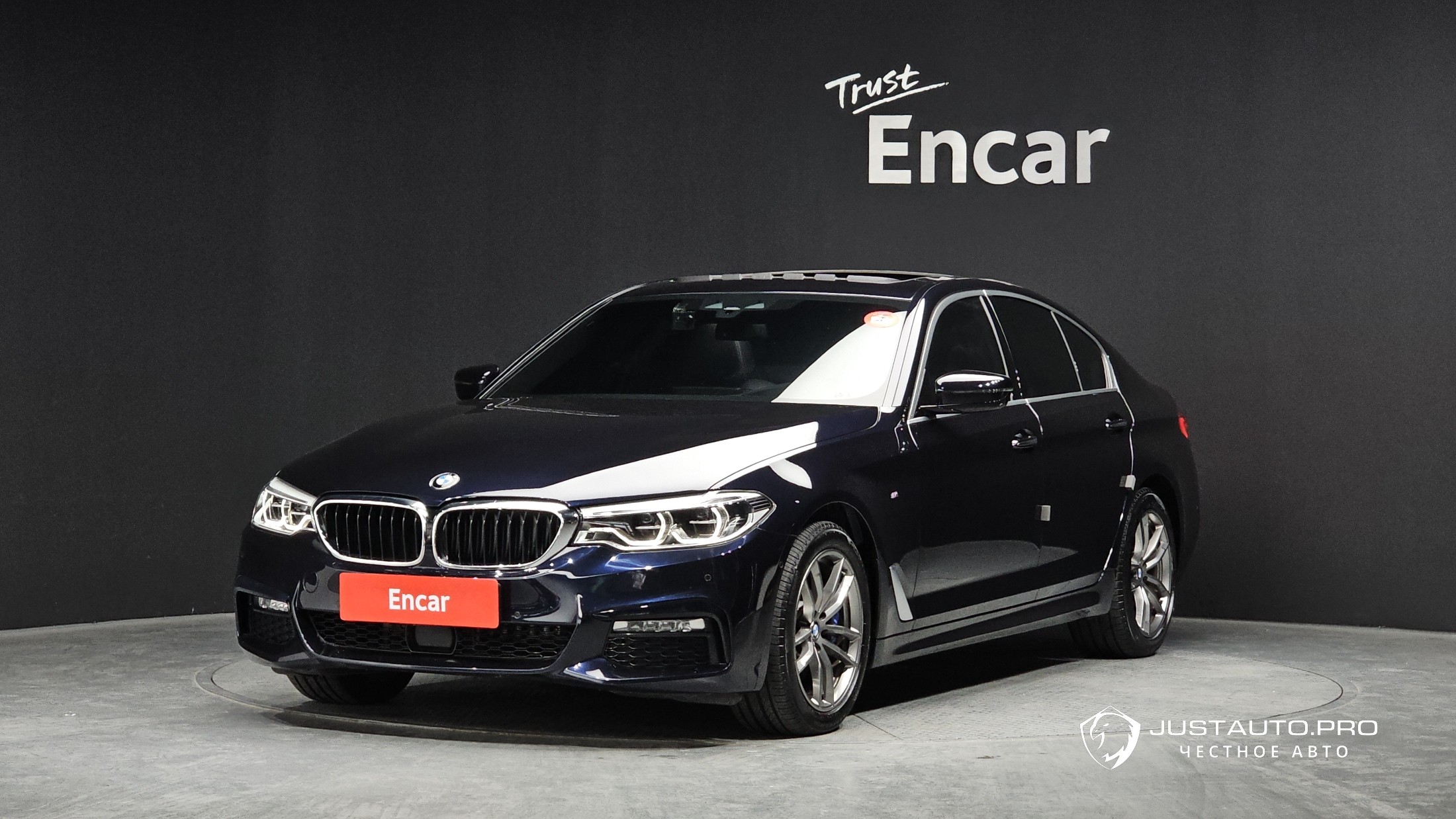 Автомобиль BMW 5-Series