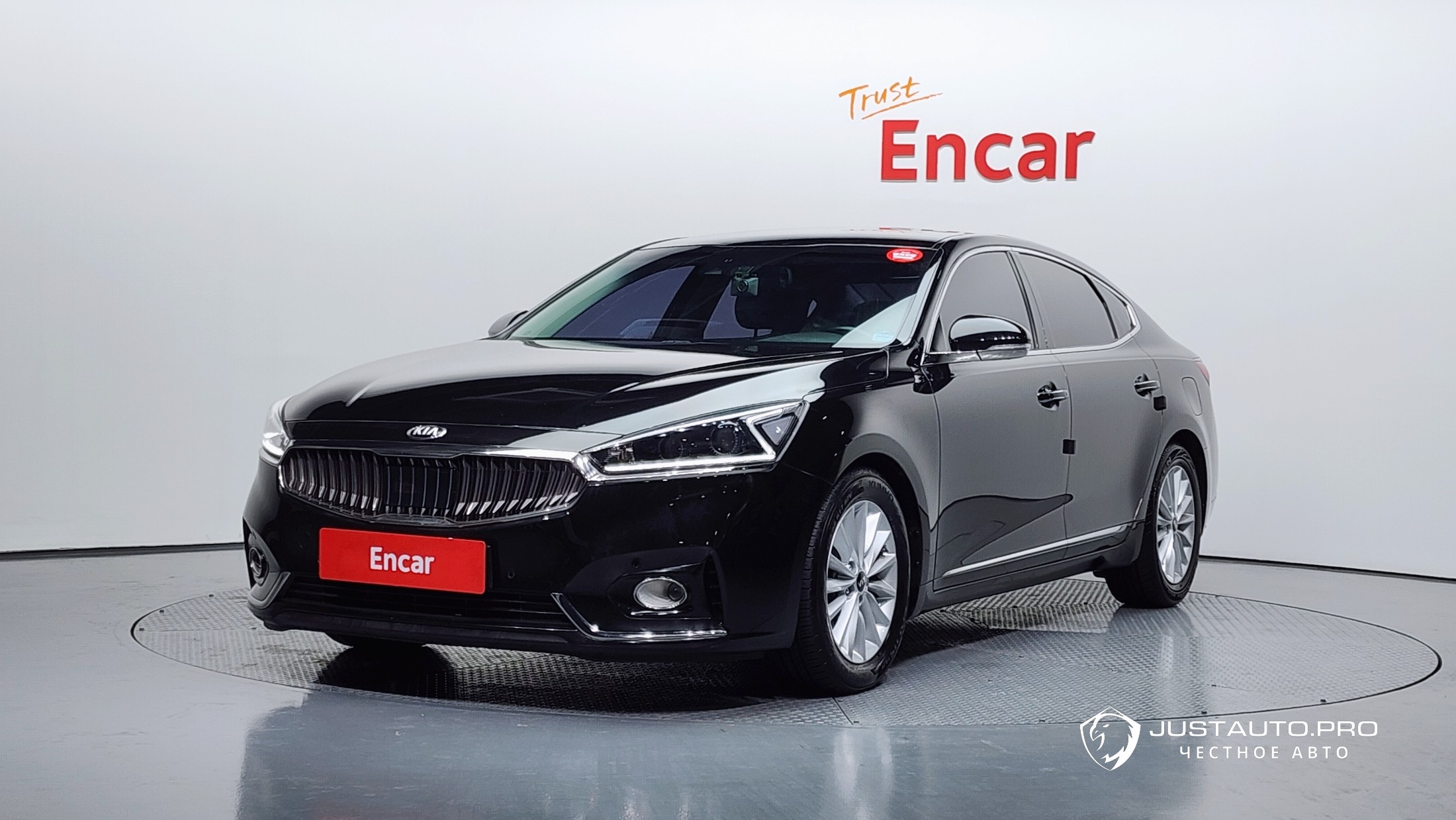 Автомобиль Kia K7