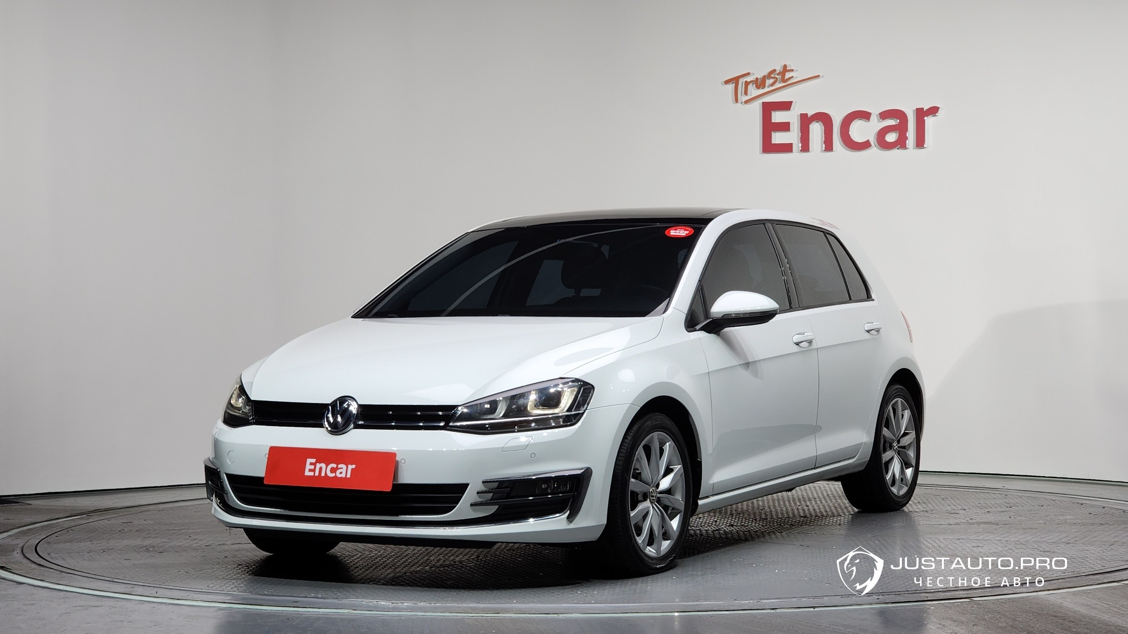 Автомобиль Volkswagen Golf