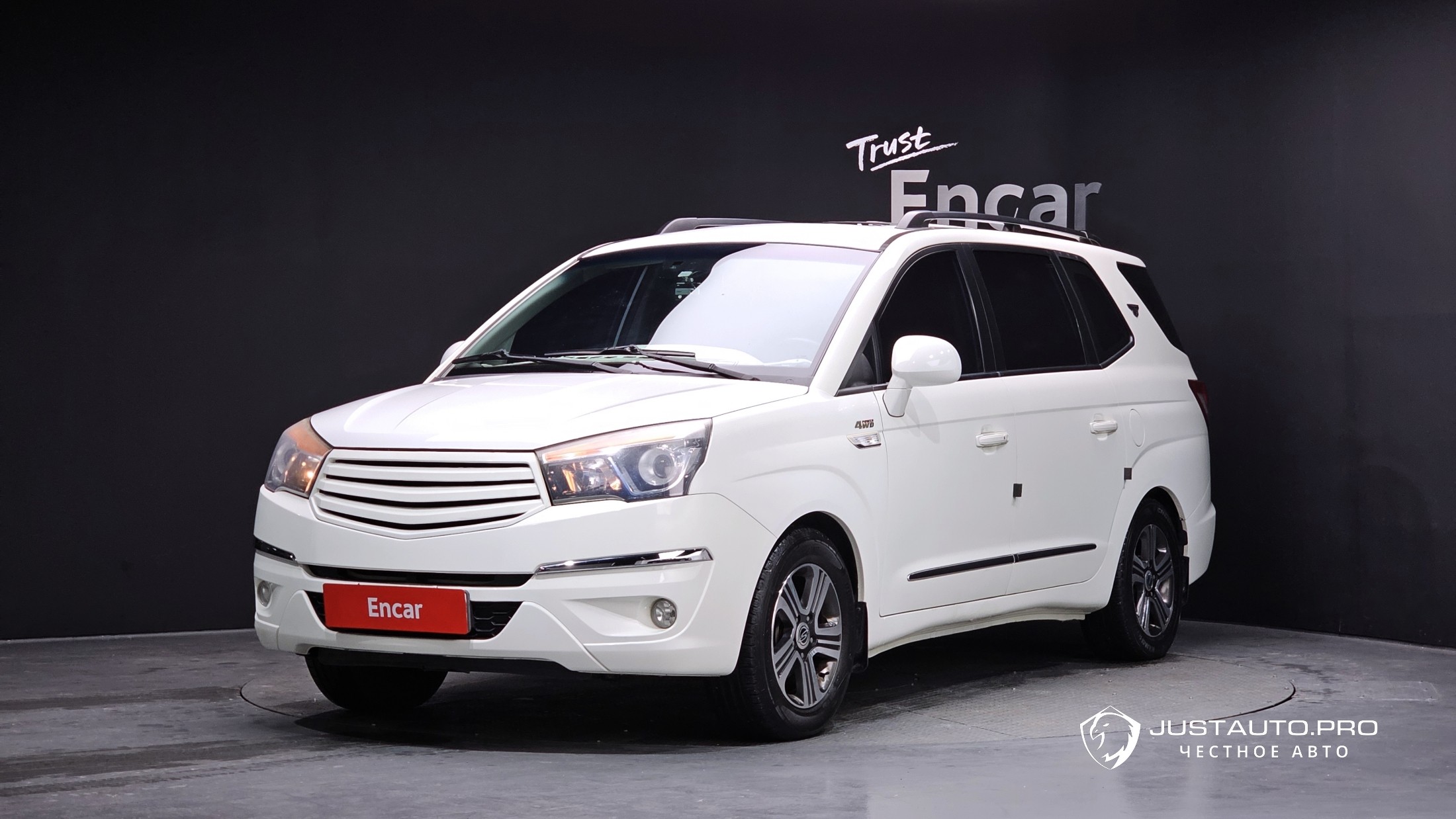 Автомобиль KG_Mobility_Ssangyong KORANDO