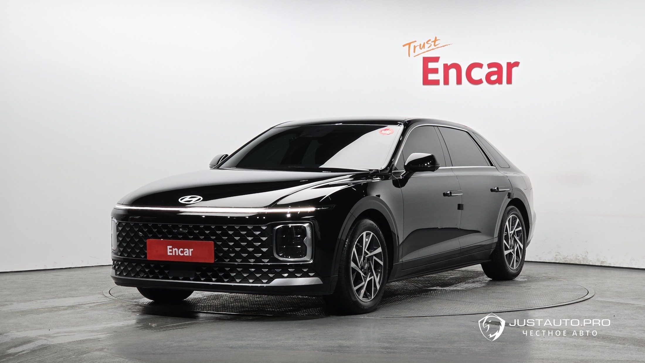 Автомобиль Hyundai Grandeur