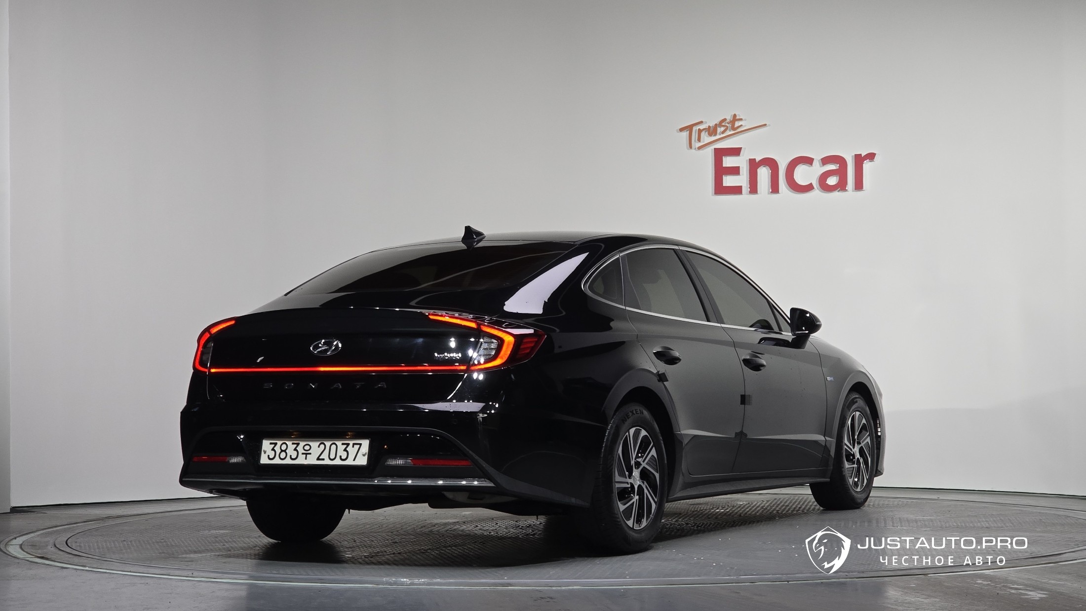 Автомобиль Hyundai Sonata