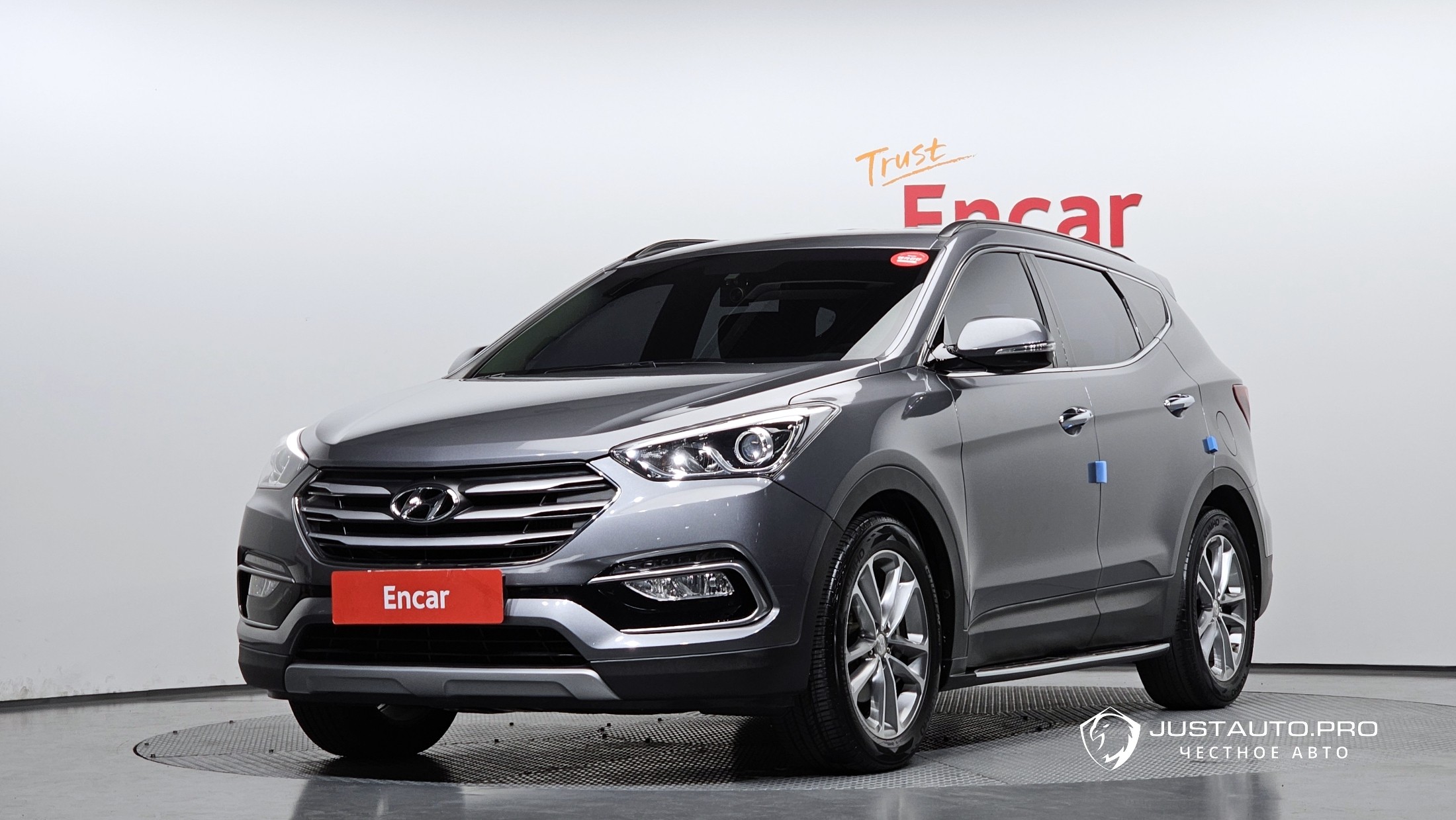 Автомобиль Hyundai Santafe