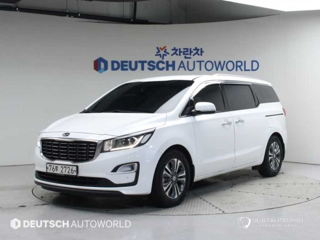 Автомобиль Kia Canival