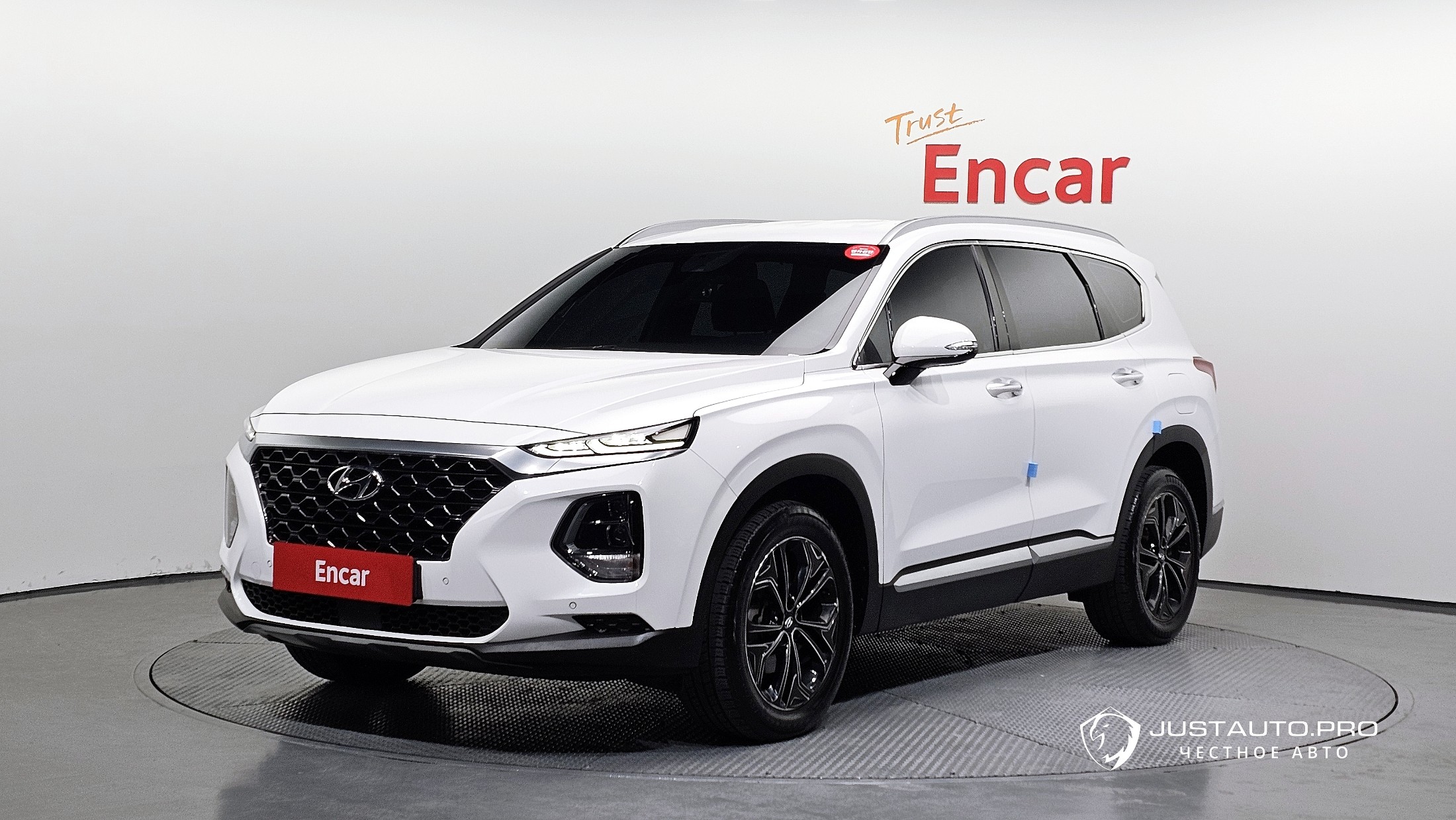 Автомобиль Hyundai Santafe