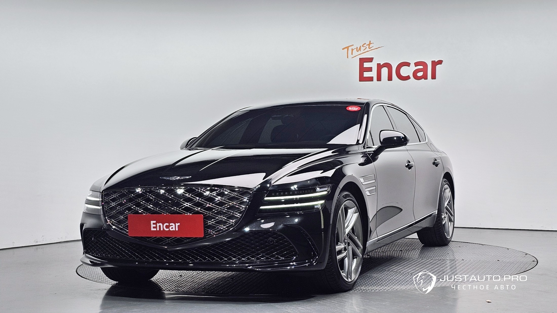 Автомобиль Genesis G80