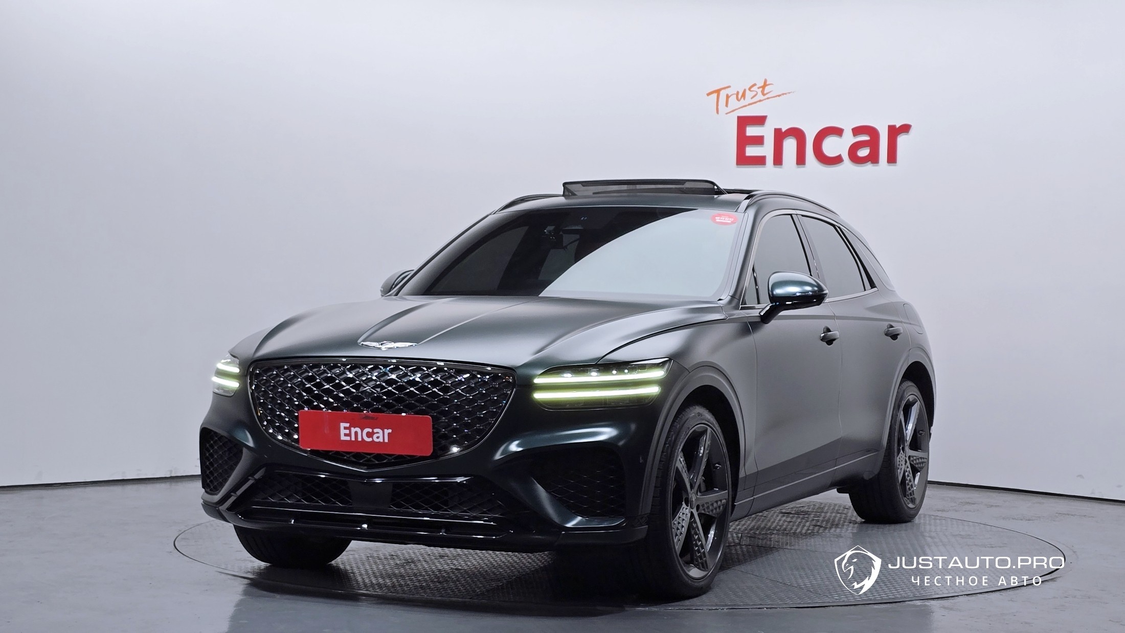 Автомобиль Genesis GV70