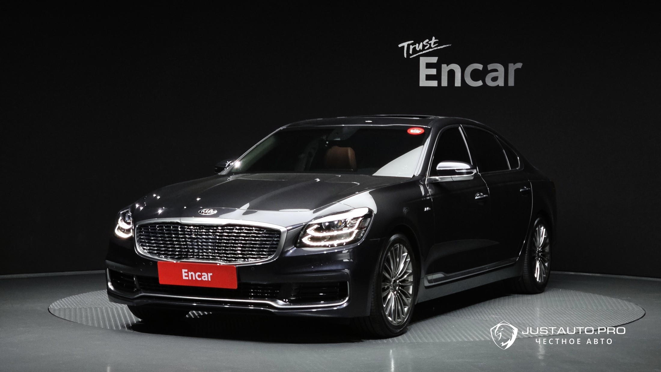 Автомобиль Kia K9