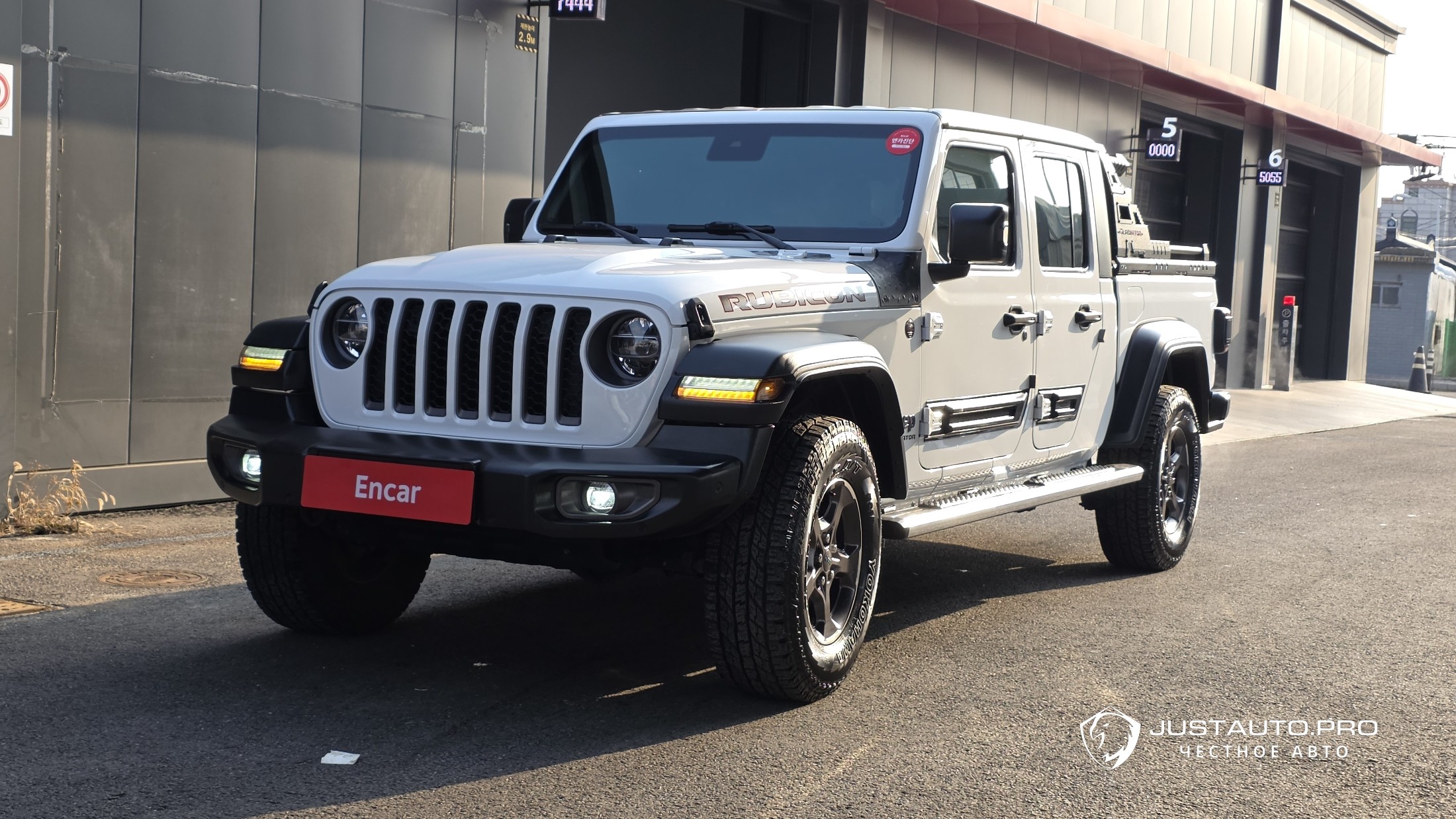 Автомобиль Jeep Gladiator