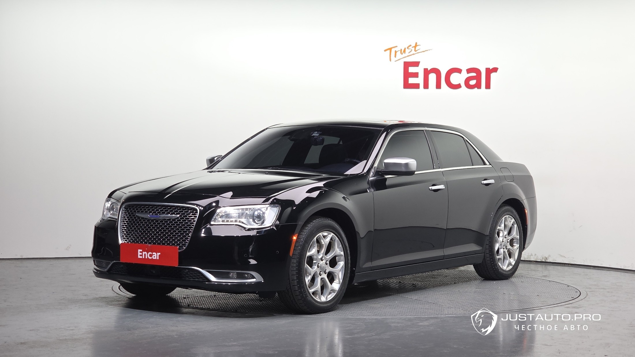 Автомобиль Chrysler 300C