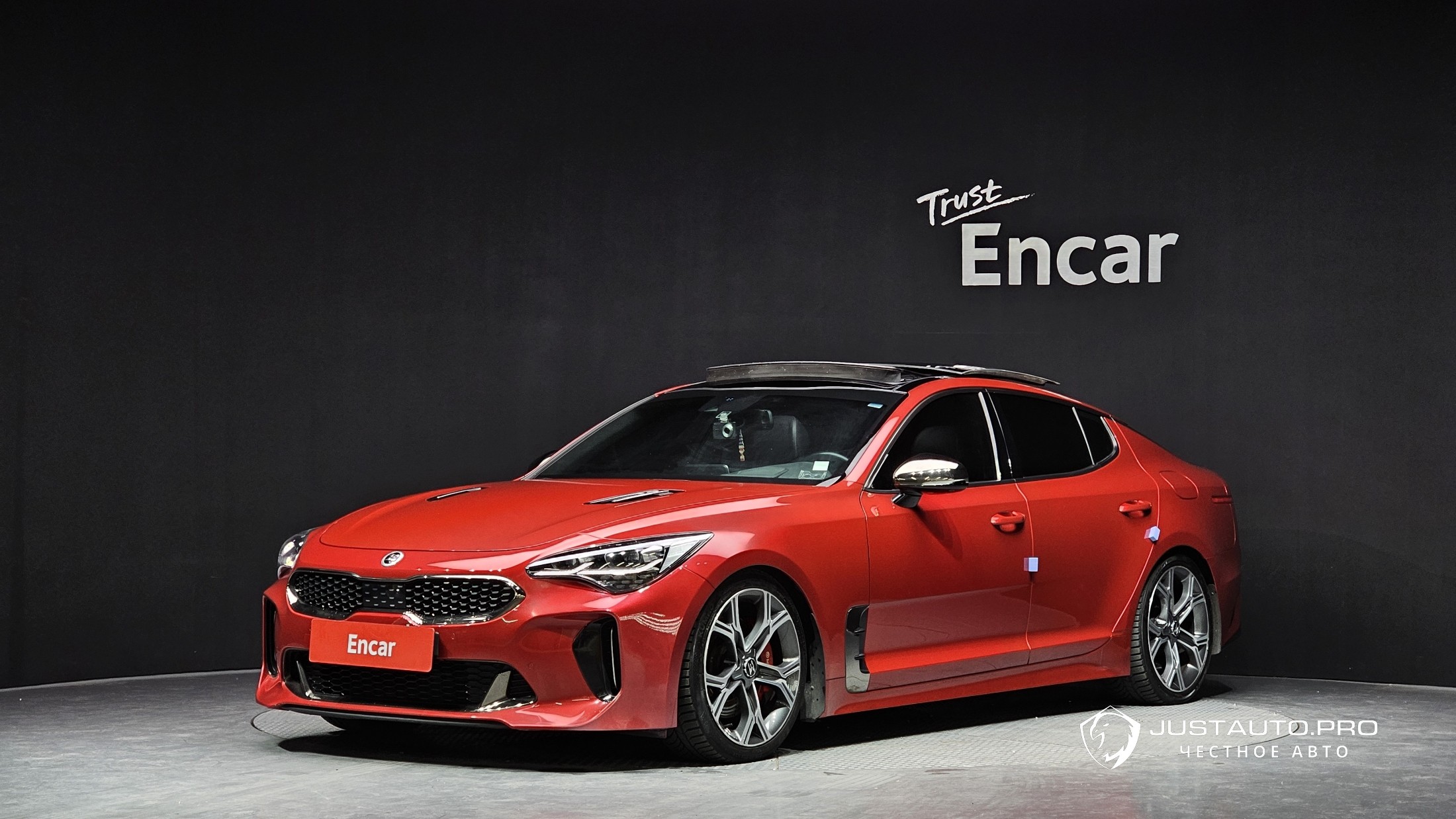 Автомобиль Kia Stinger