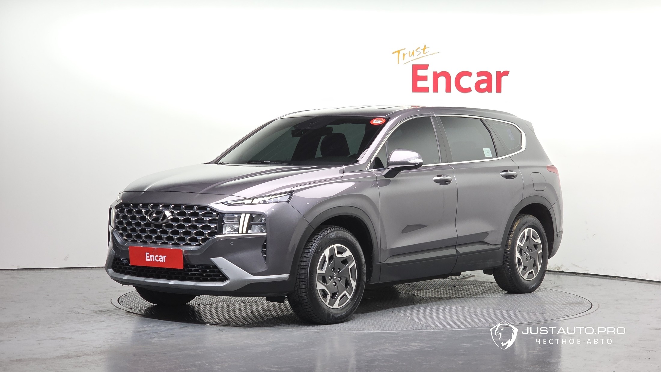 Автомобиль Hyundai Santafe