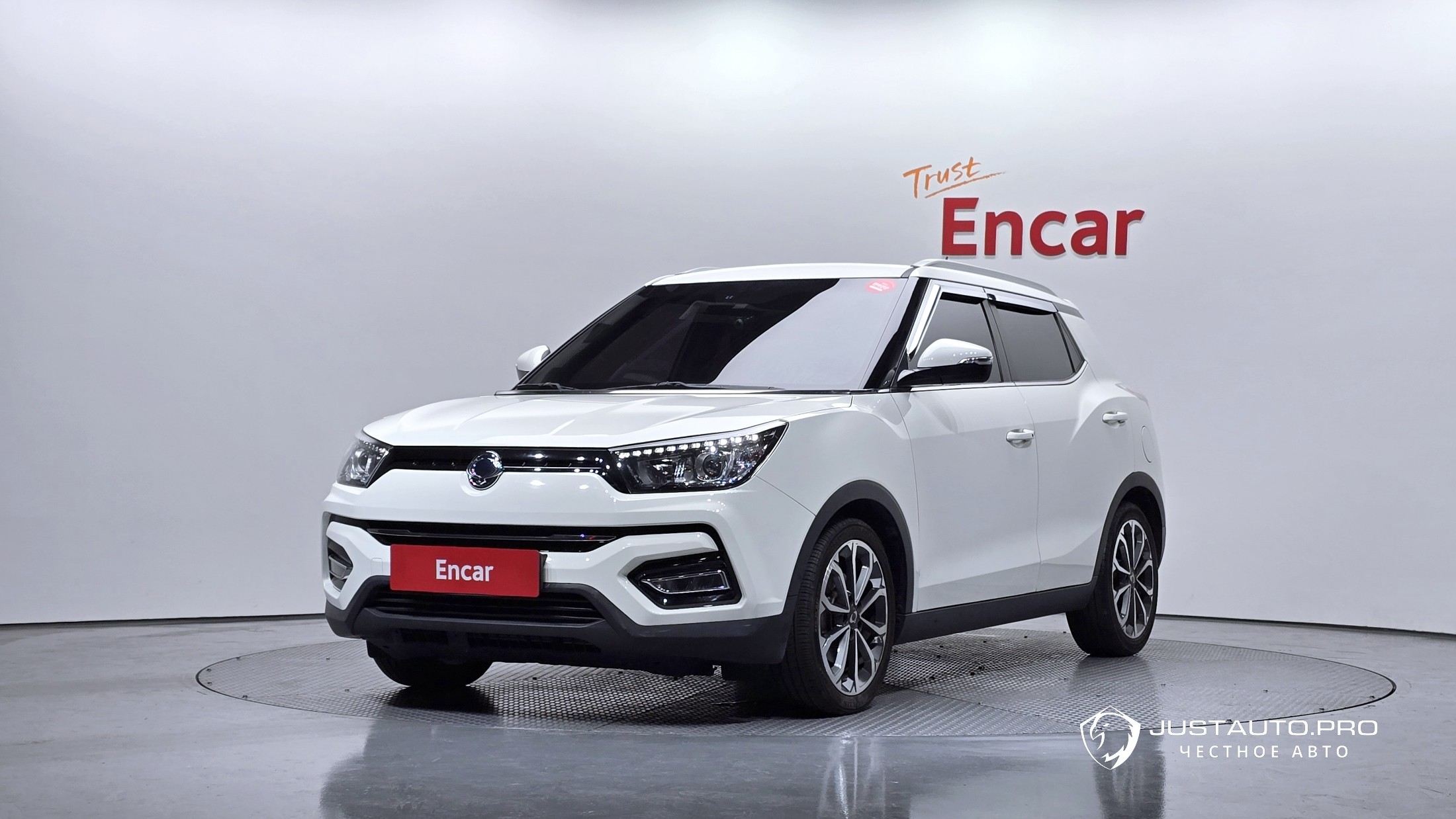 Автомобиль KG_Mobility_Ssangyong TIBOLI