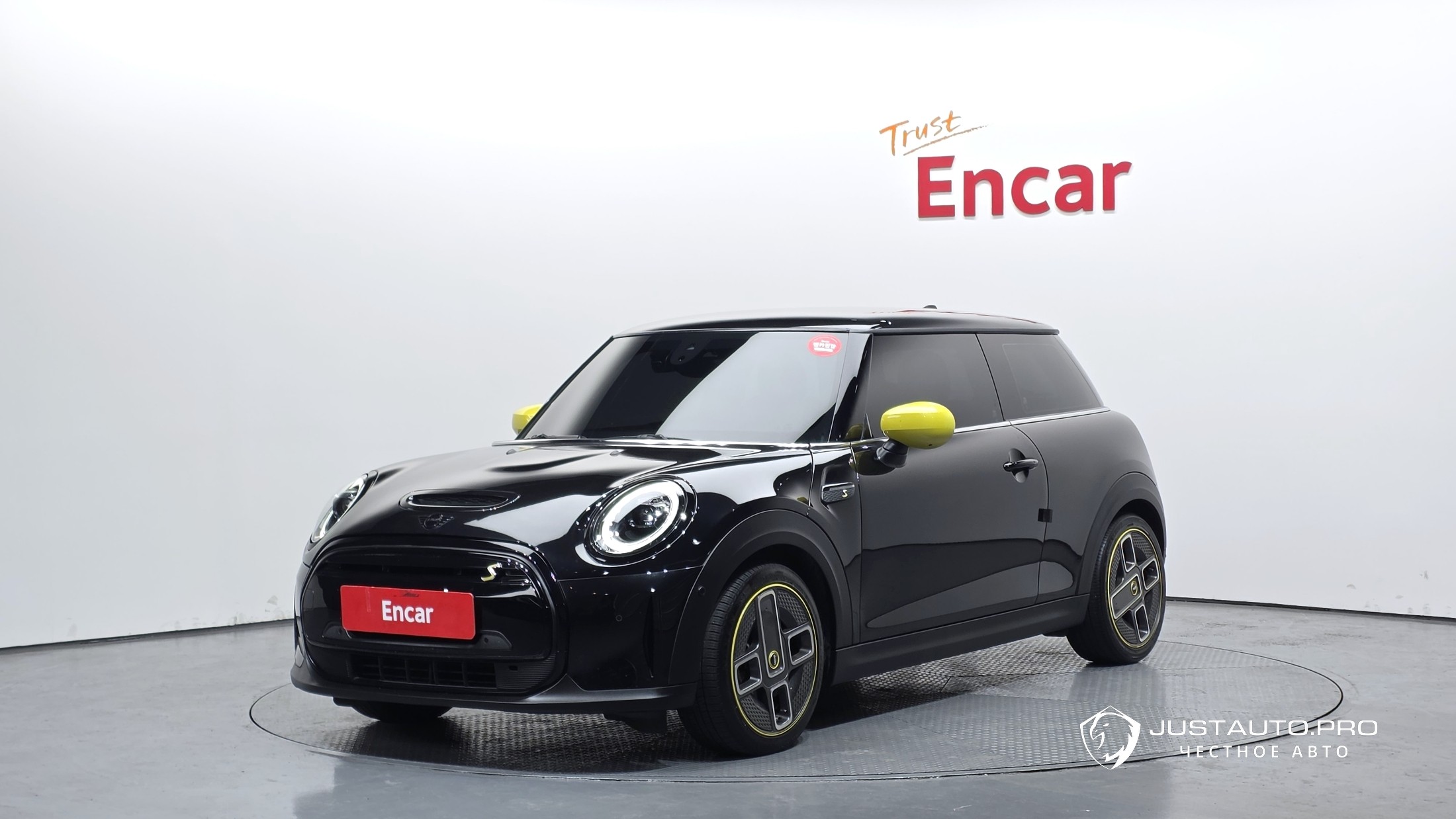 Автомобиль Mini Cooper
