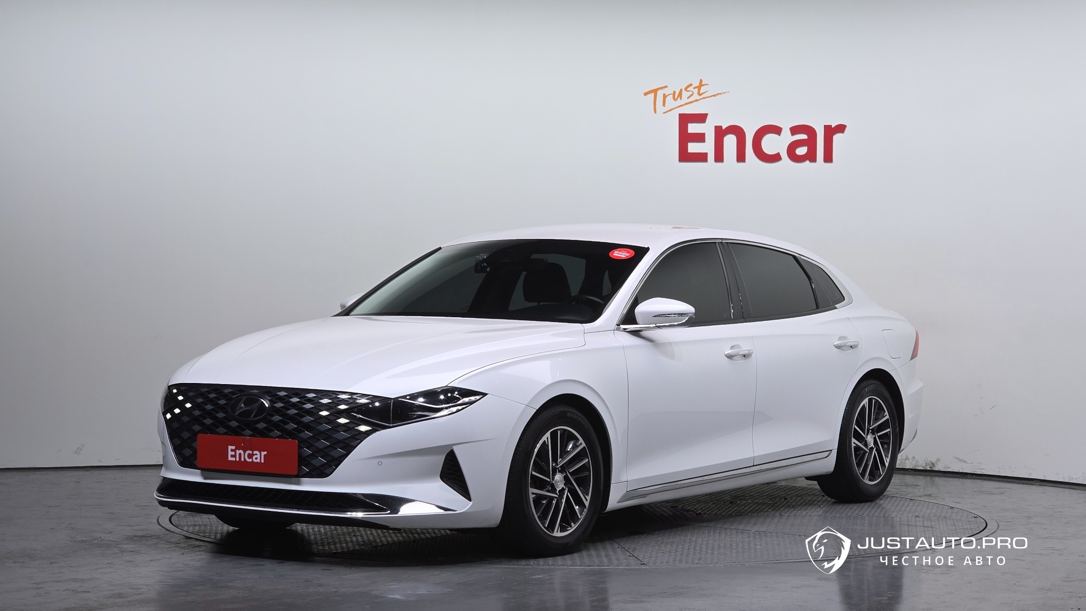 Автомобиль Hyundai Grandeur