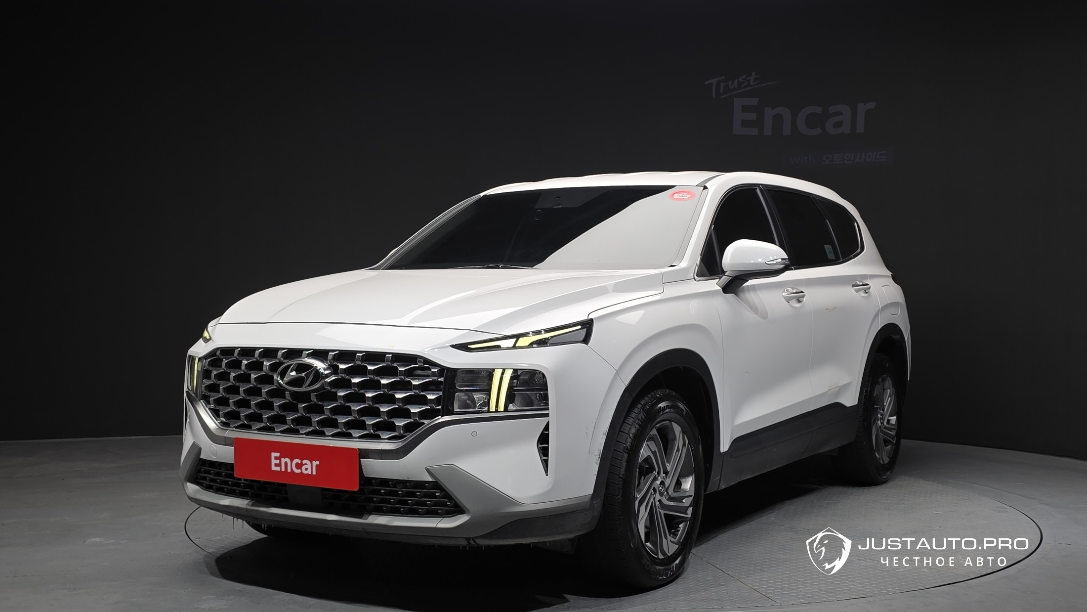 Автомобиль Hyundai Santafe