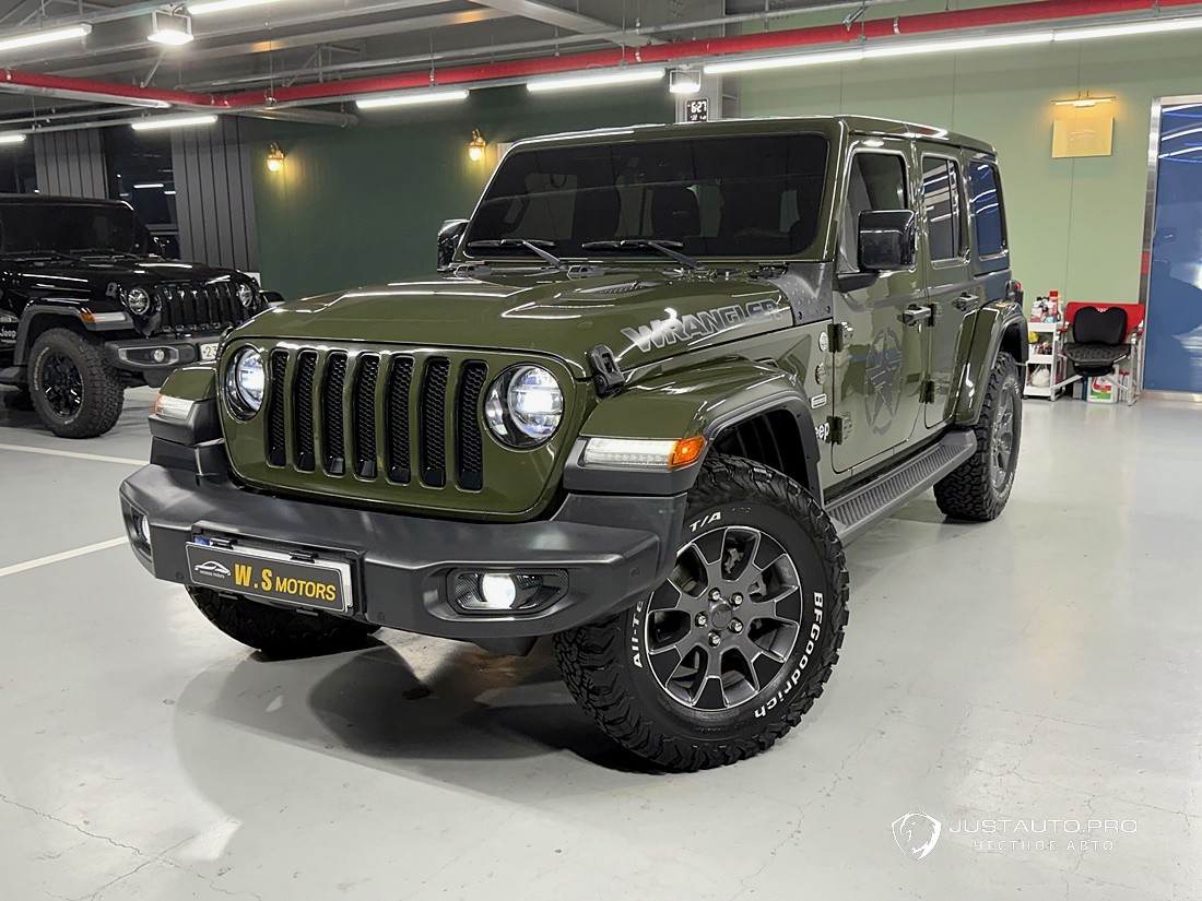 Автомобиль Jeep Wrangler