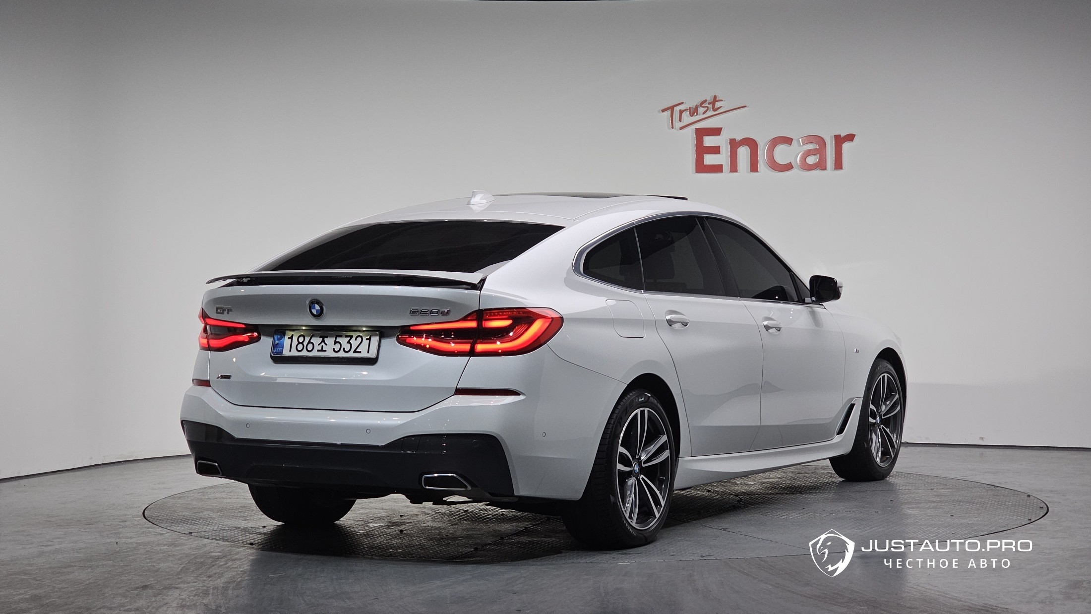 Автомобиль BMW Gran Turismo