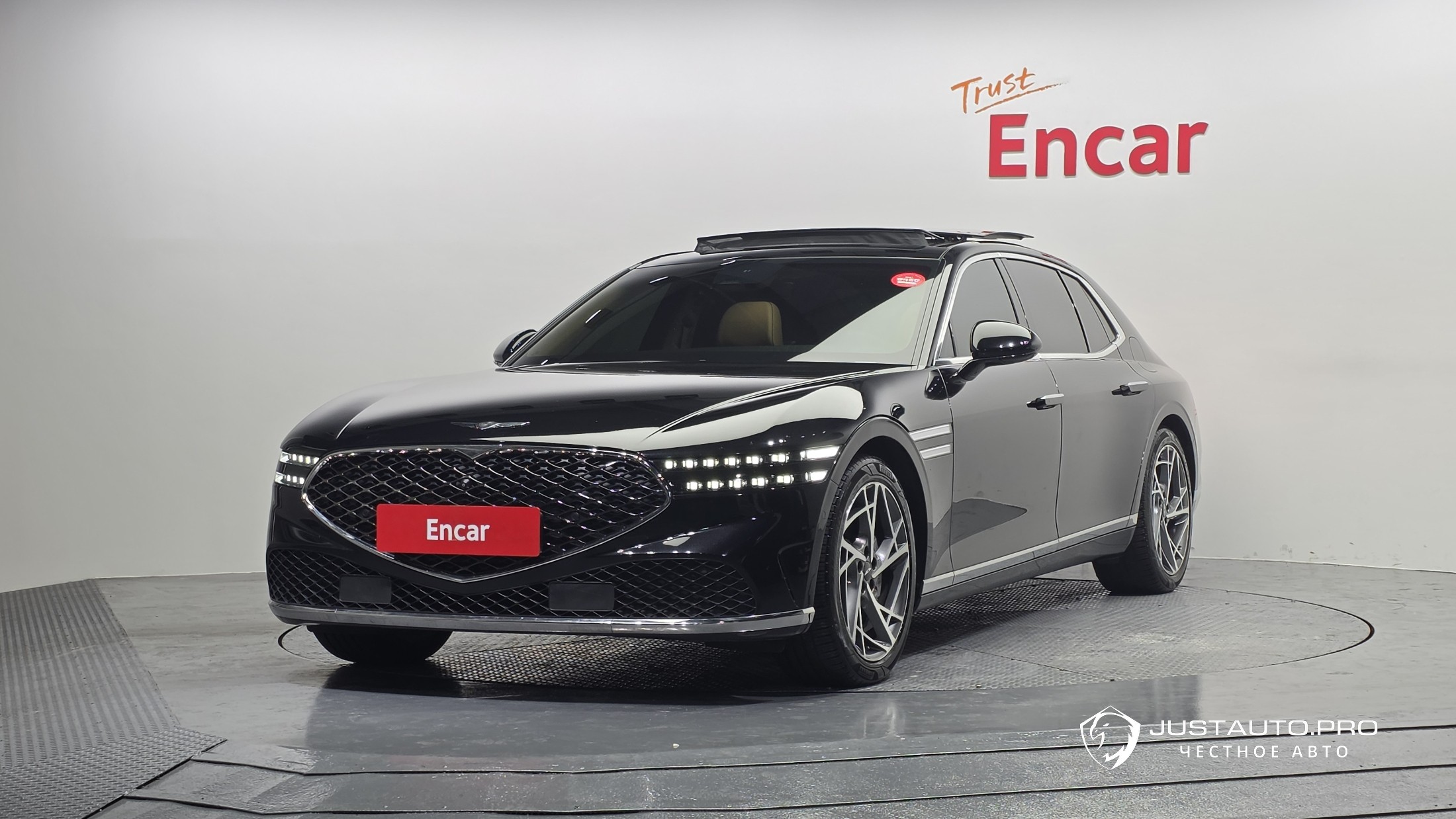 Автомобиль Genesis G90