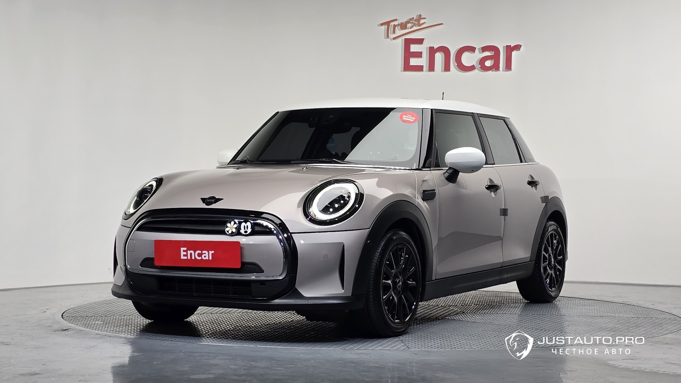 Автомобиль Mini Cooper