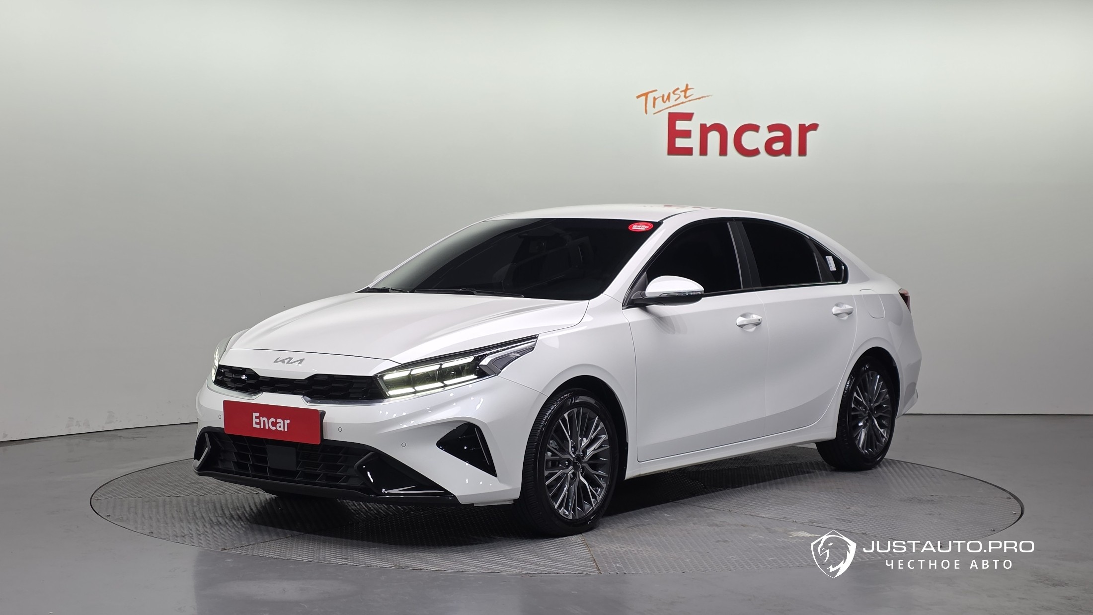 Автомобиль Kia K3