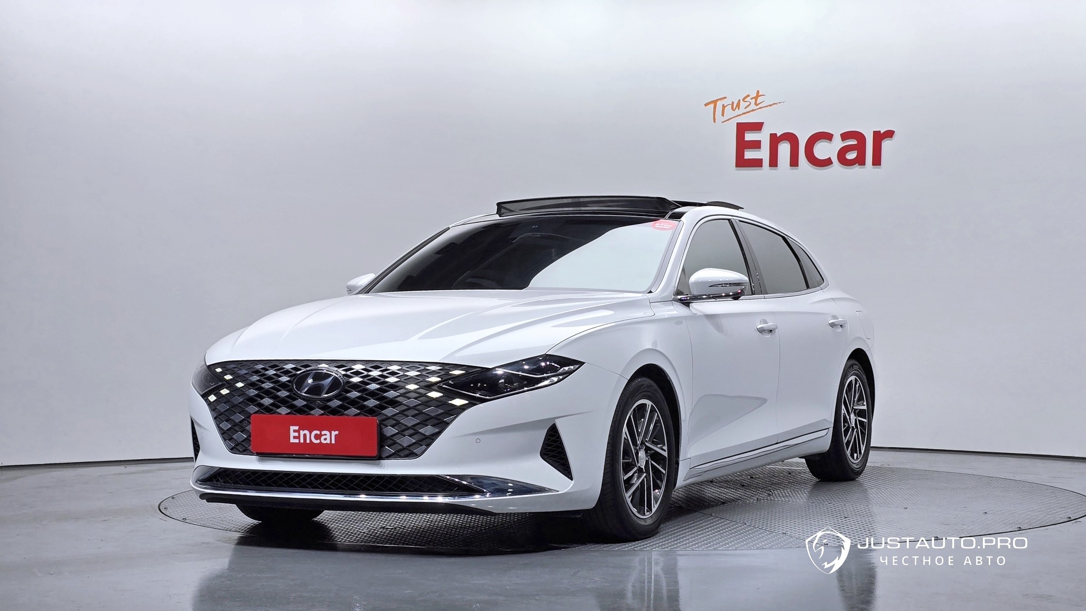 Автомобиль Hyundai Grandeur