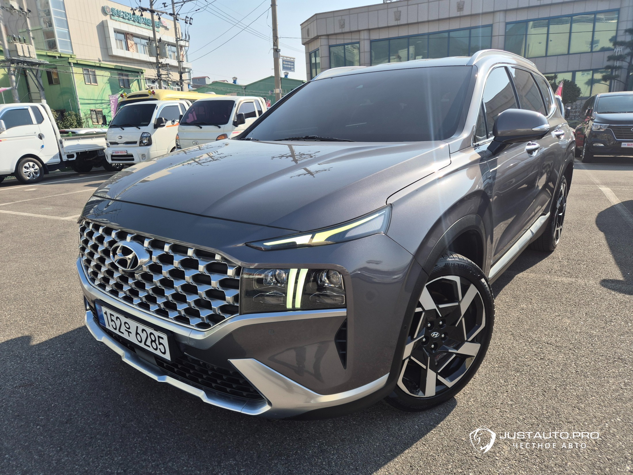 Автомобиль Hyundai Santafe