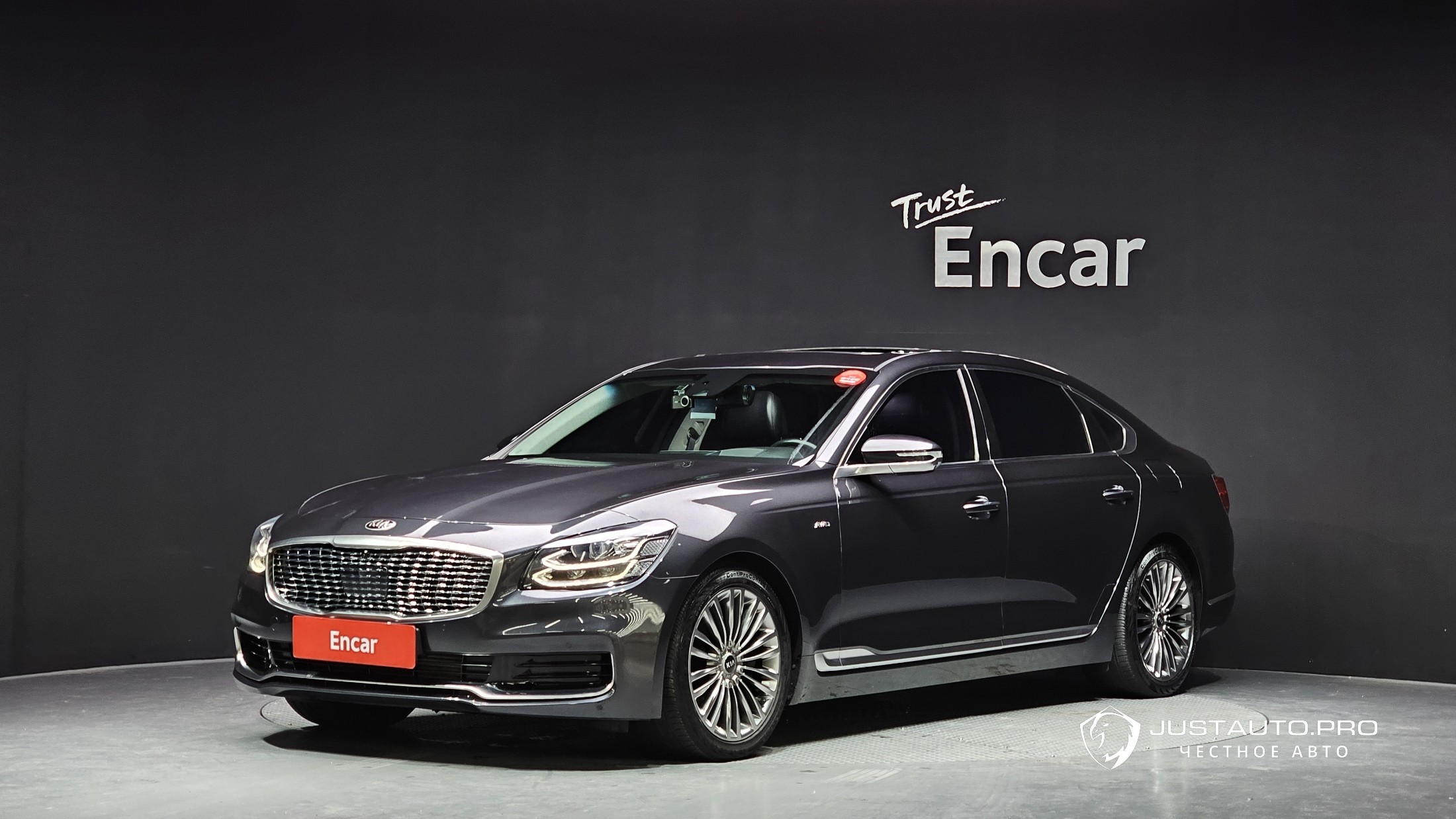 Автомобиль Kia K9