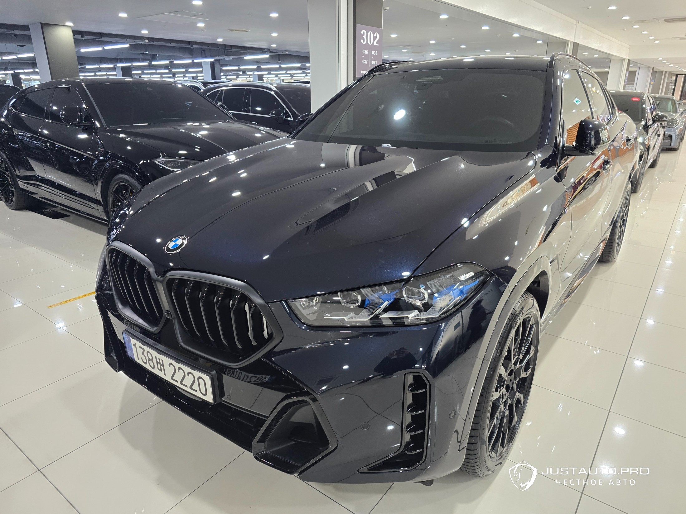 Автомобиль BMW X6