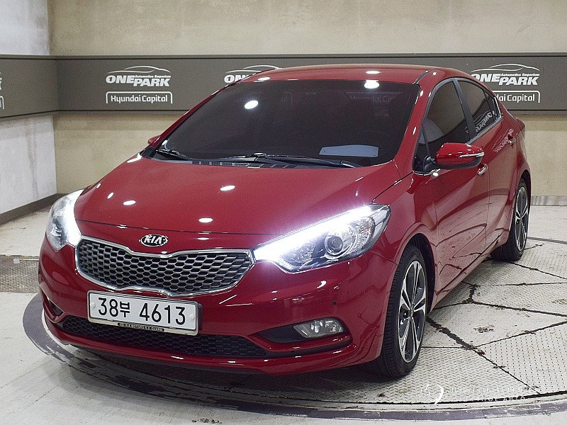 Автомобиль Kia K3