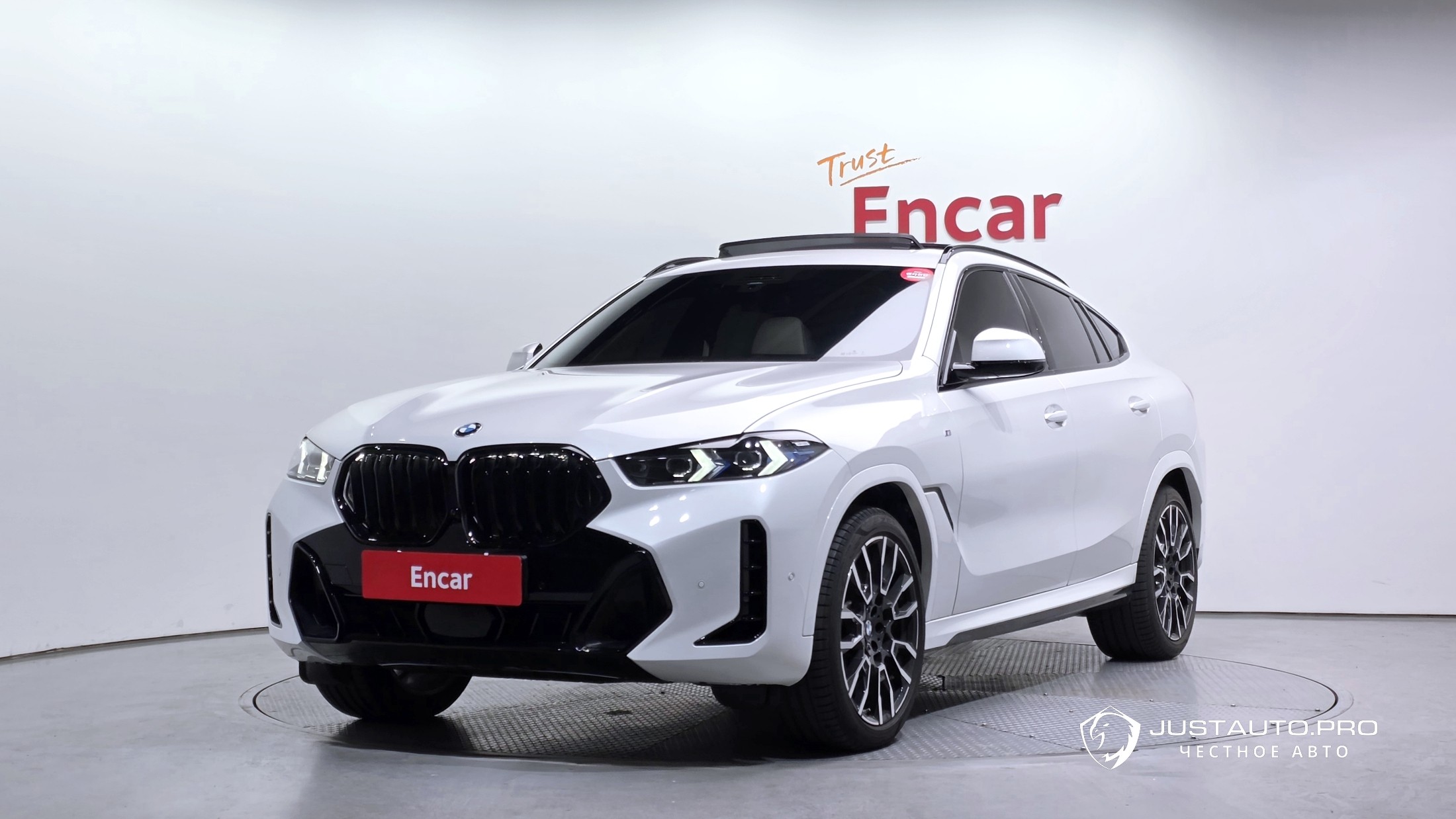 Автомобиль BMW X6