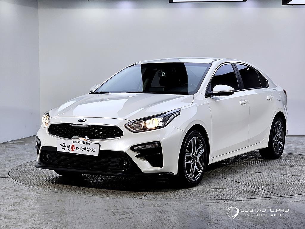 Автомобиль Kia K3