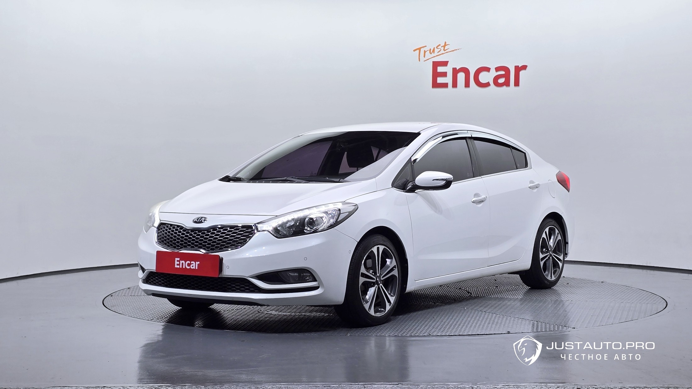 Автомобиль Kia K3