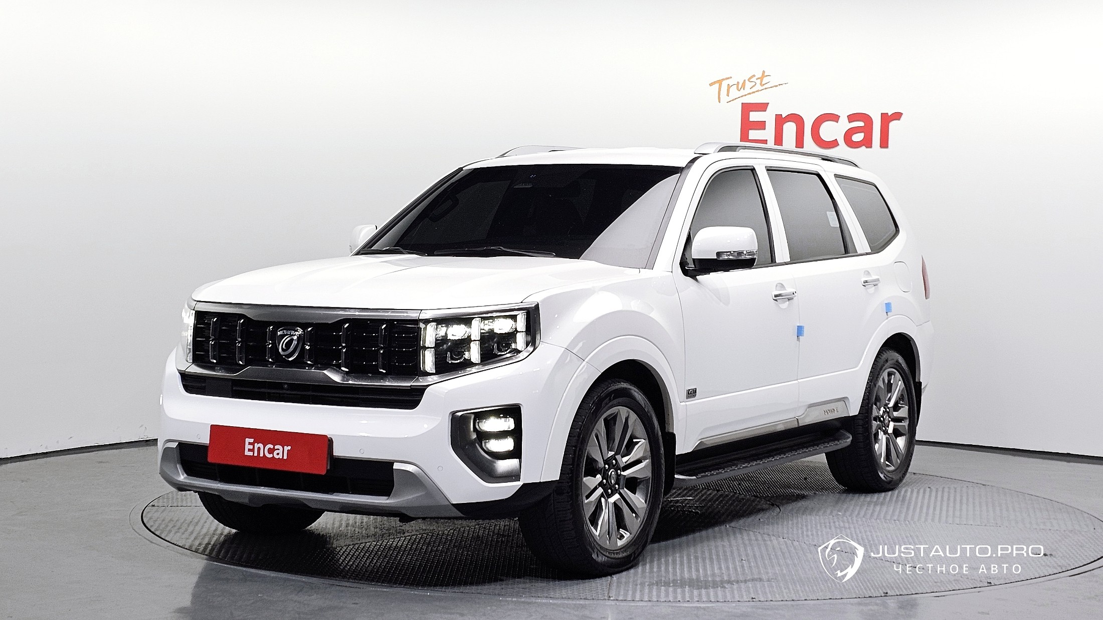 Автомобиль Kia Mohave