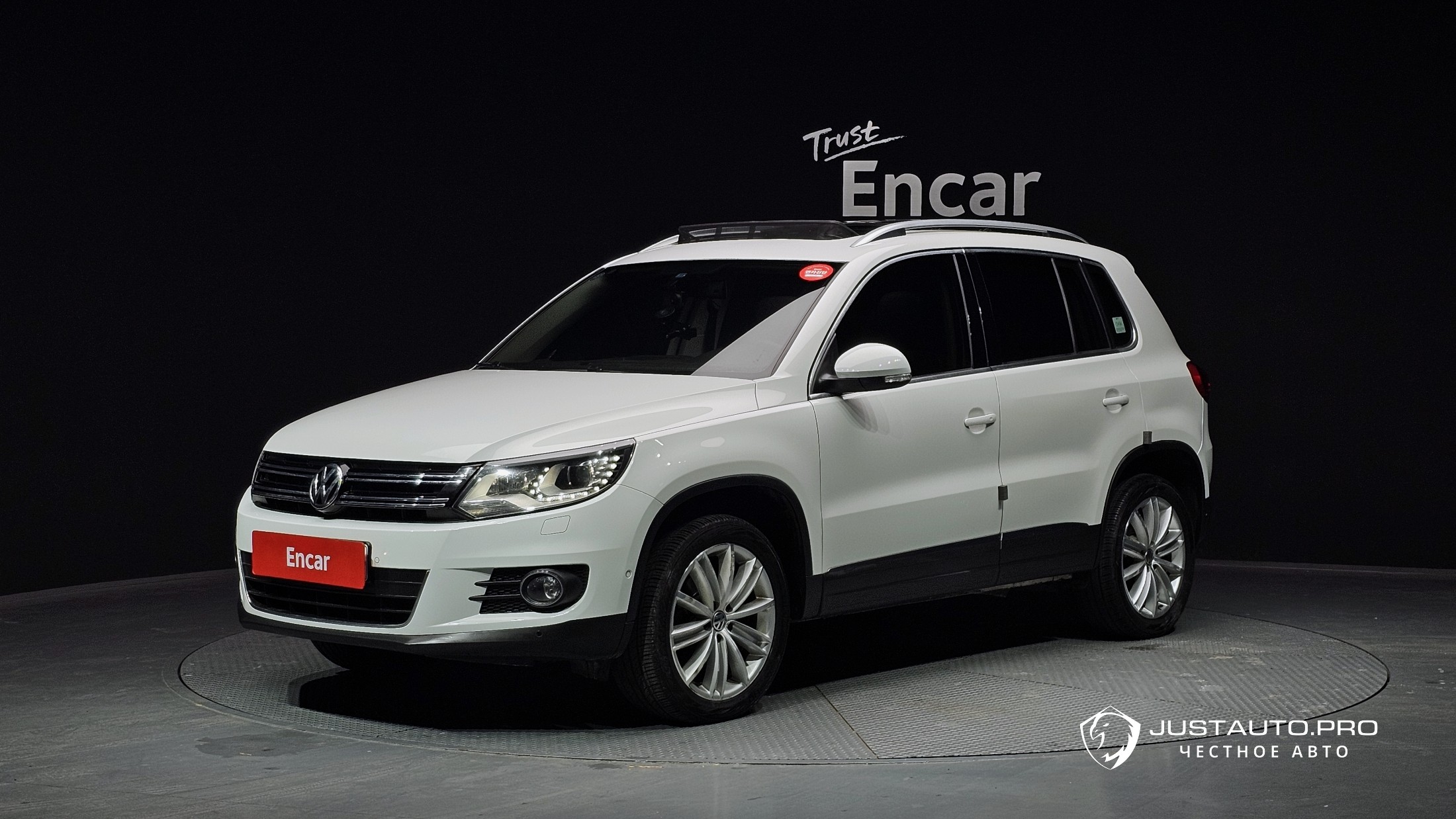 Автомобиль Volkswagen Tiguan