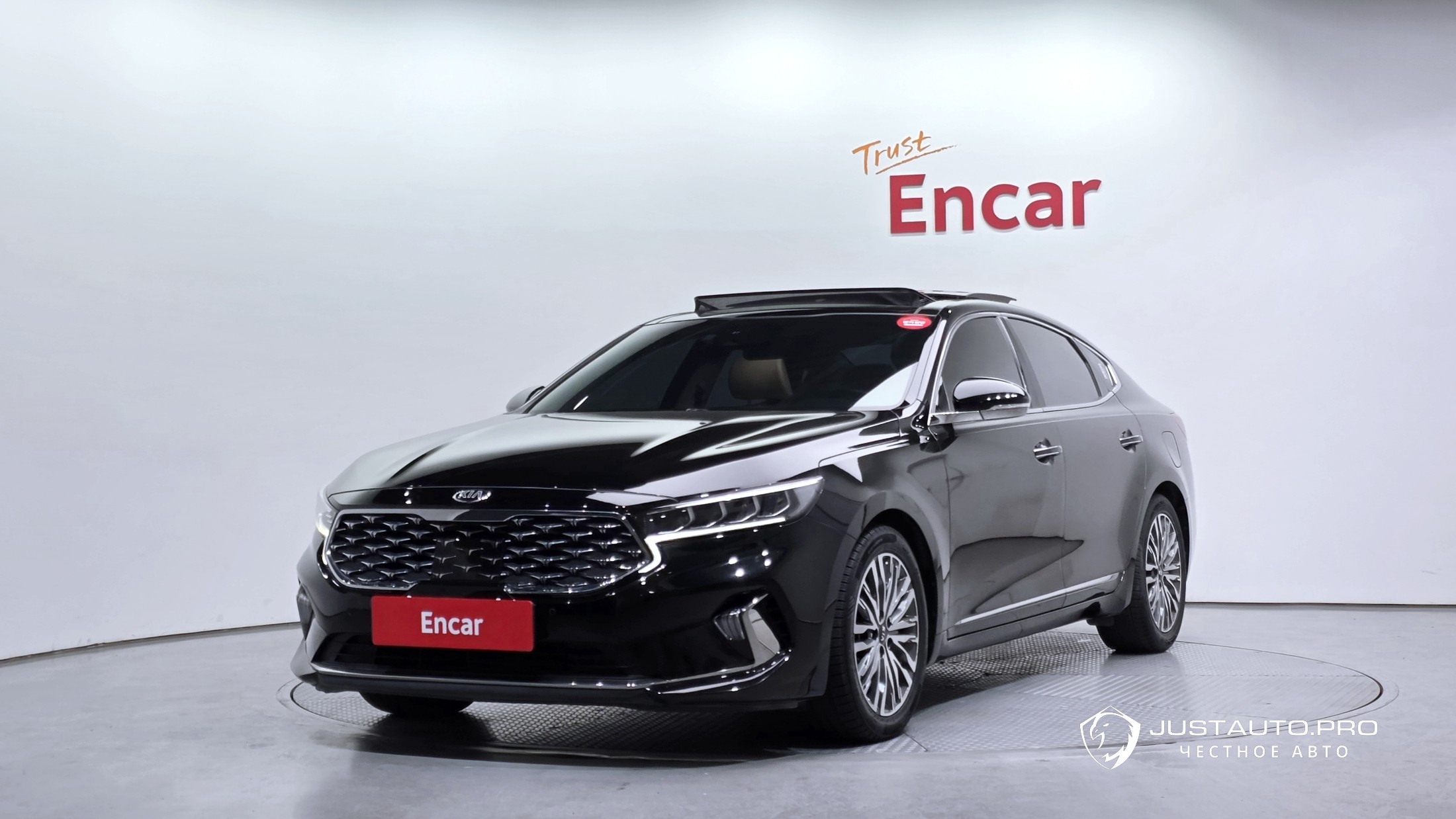 Автомобиль Kia K7