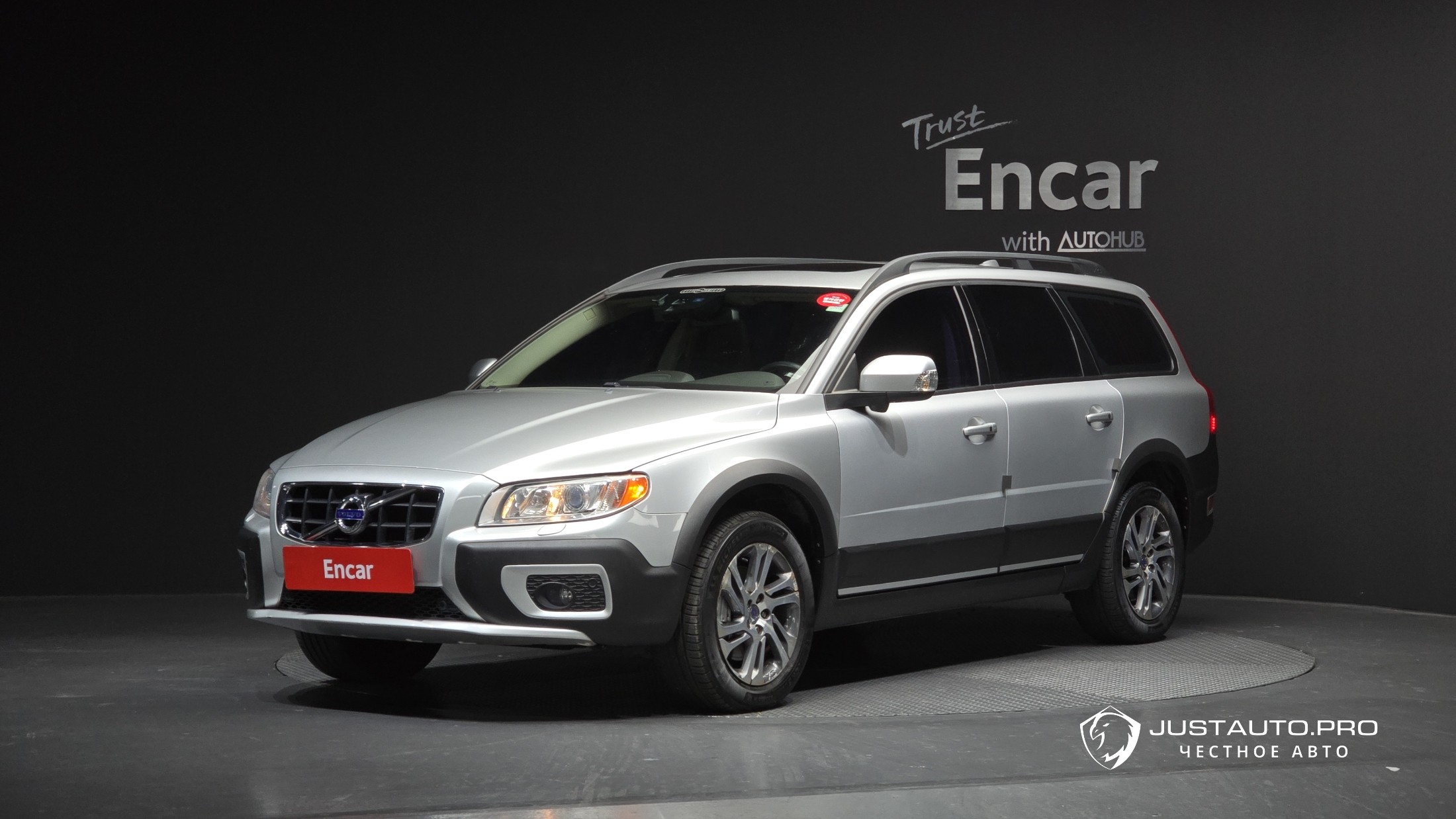 Автомобиль Volvo XC70