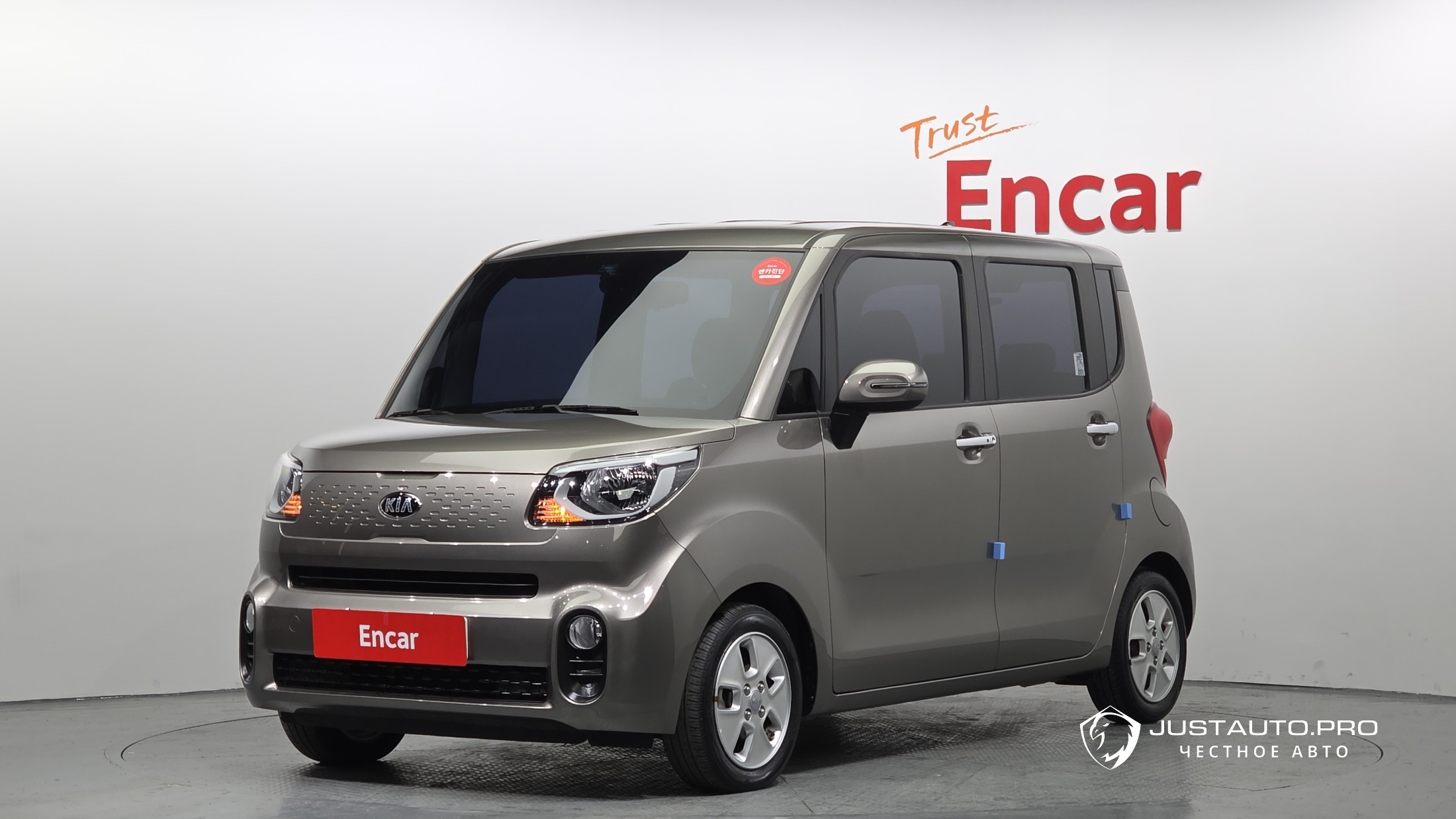 Автомобиль Kia RAY