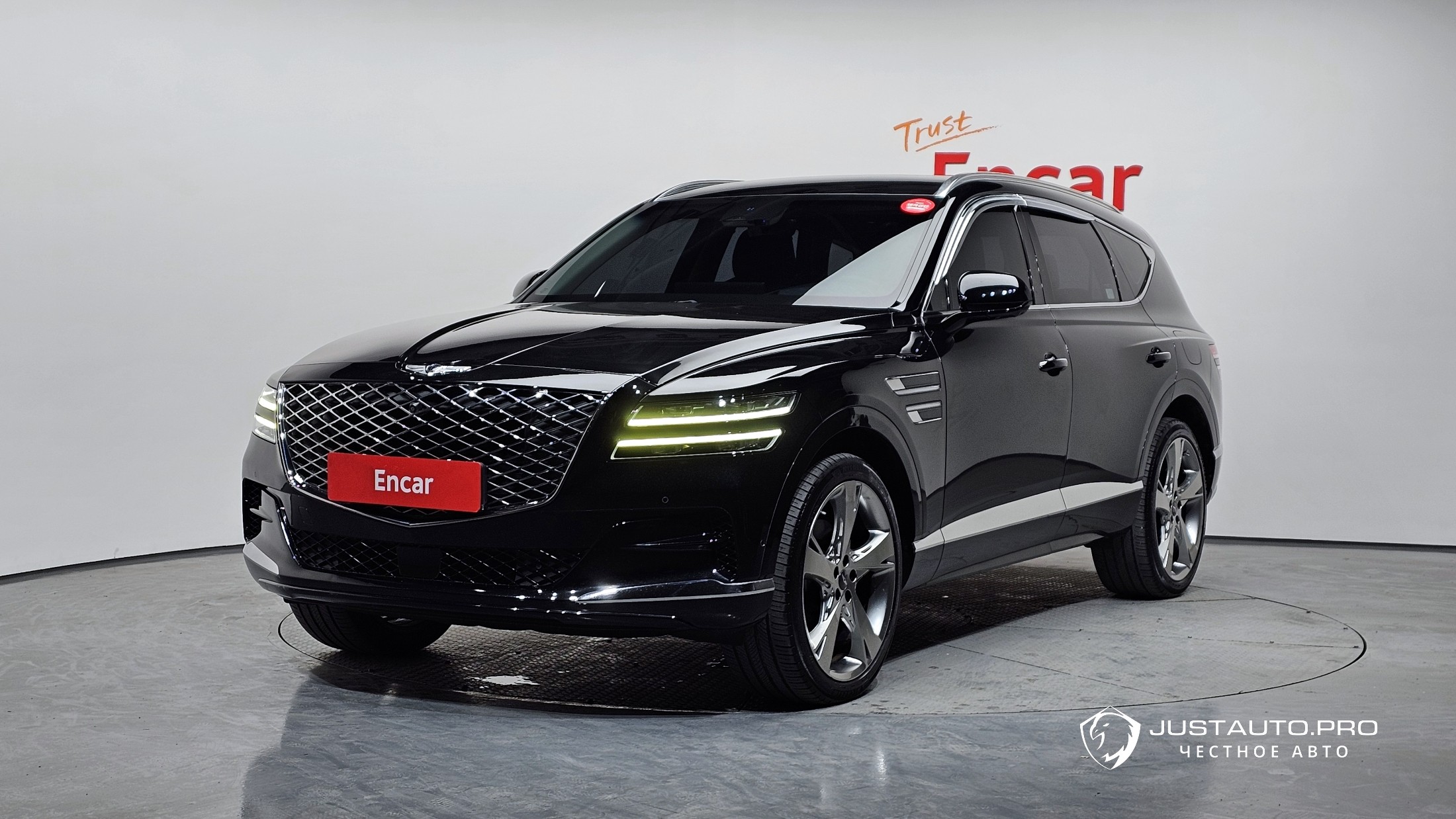 Автомобиль Genesis GV80