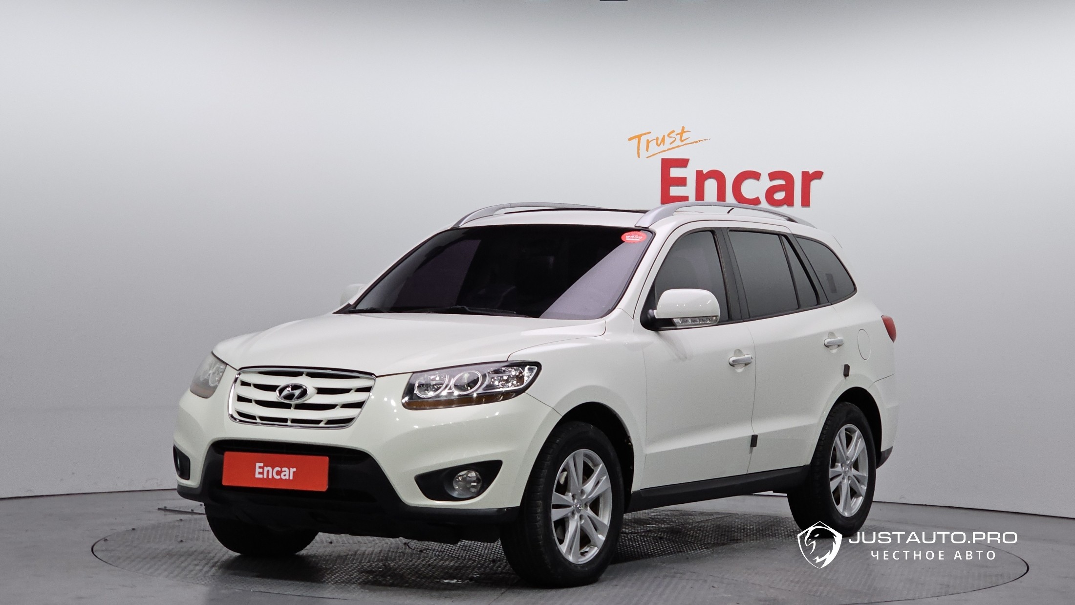 Автомобиль Hyundai Santafe