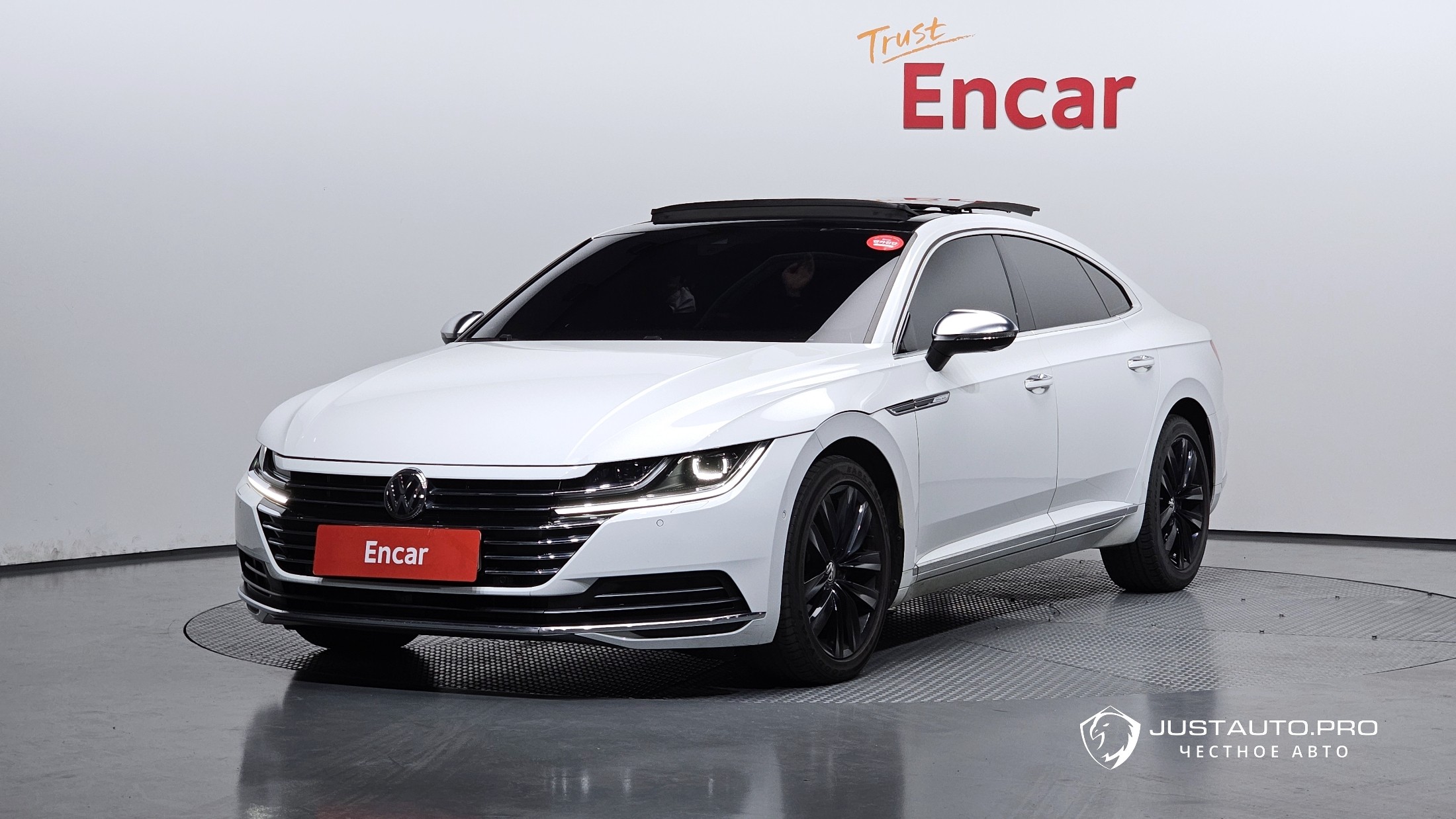 Автомобиль Volkswagen Arteon