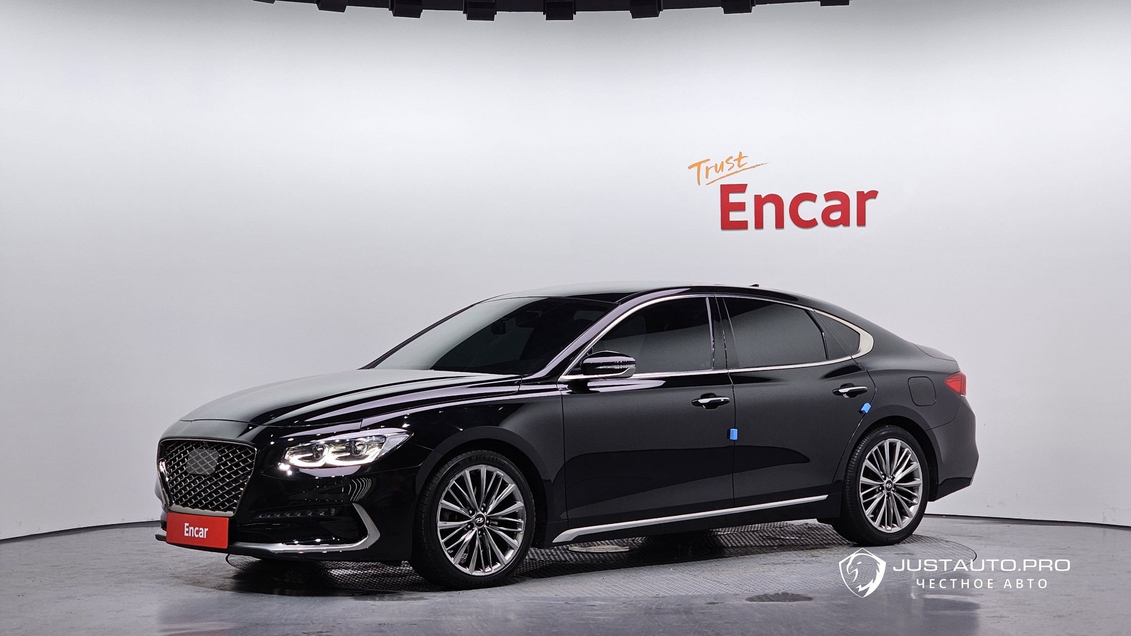 Автомобиль Hyundai Grandeur