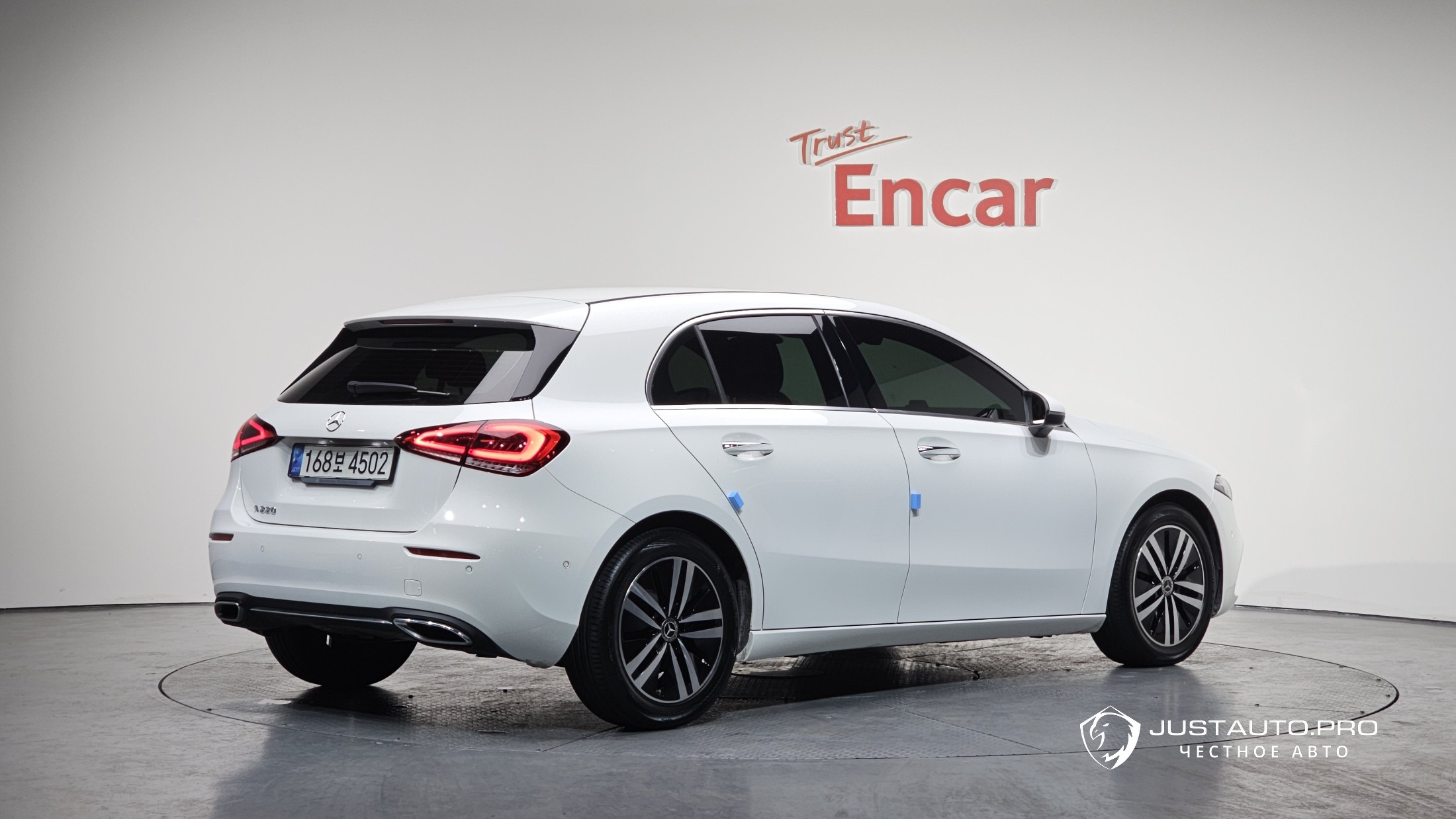 Автомобиль Mercedes-Benz A-Class