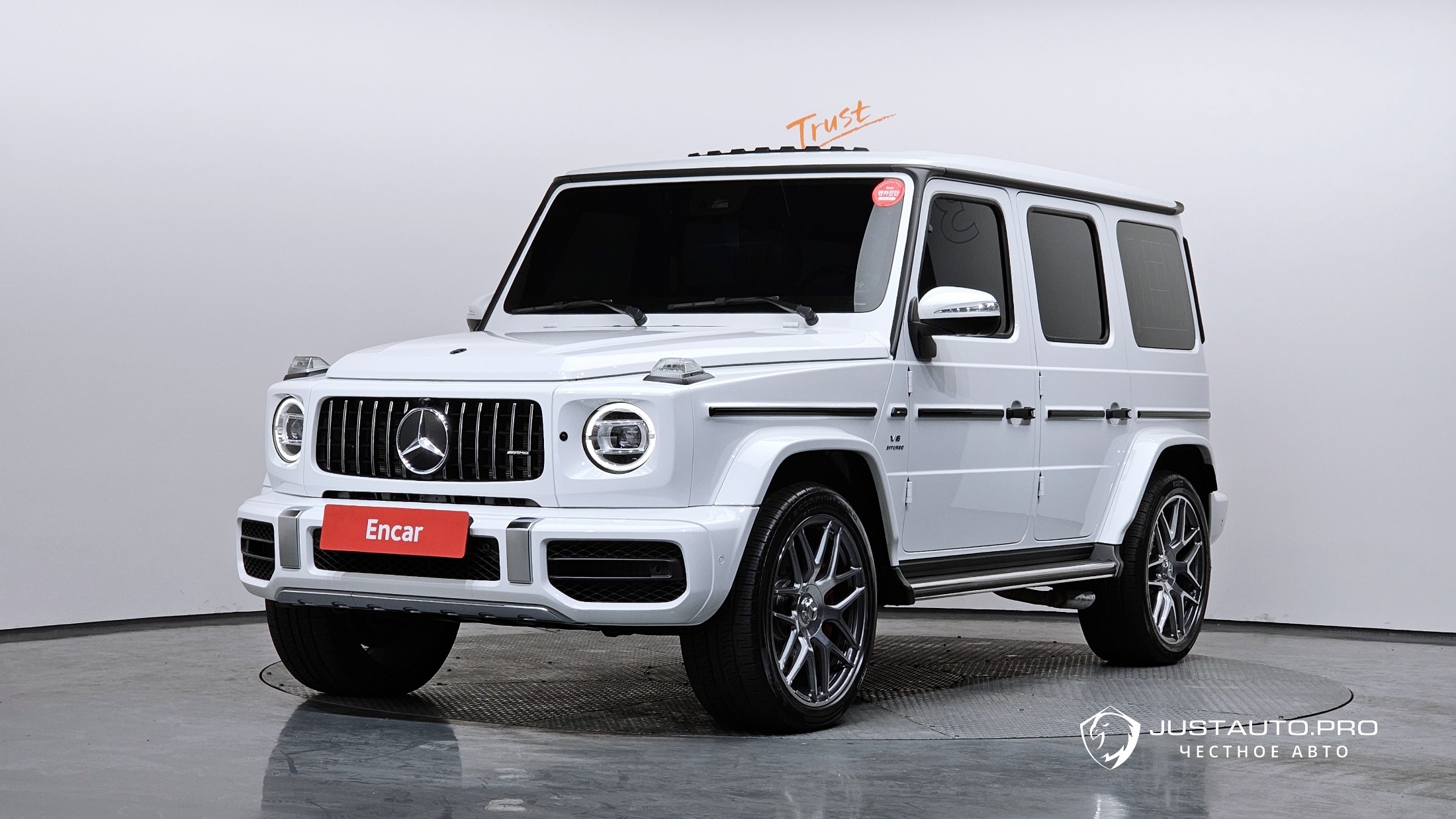 Автомобиль Mercedes-Benz G-Class