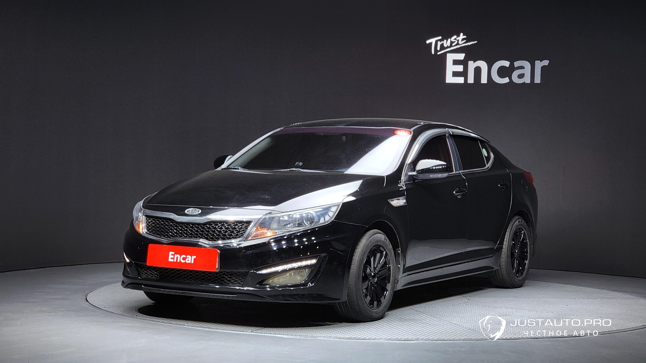 Автомобиль Kia K5